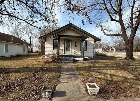 Homes For Sale - 203 S High St<br/> Greenwood County, Eureka, KS 67045