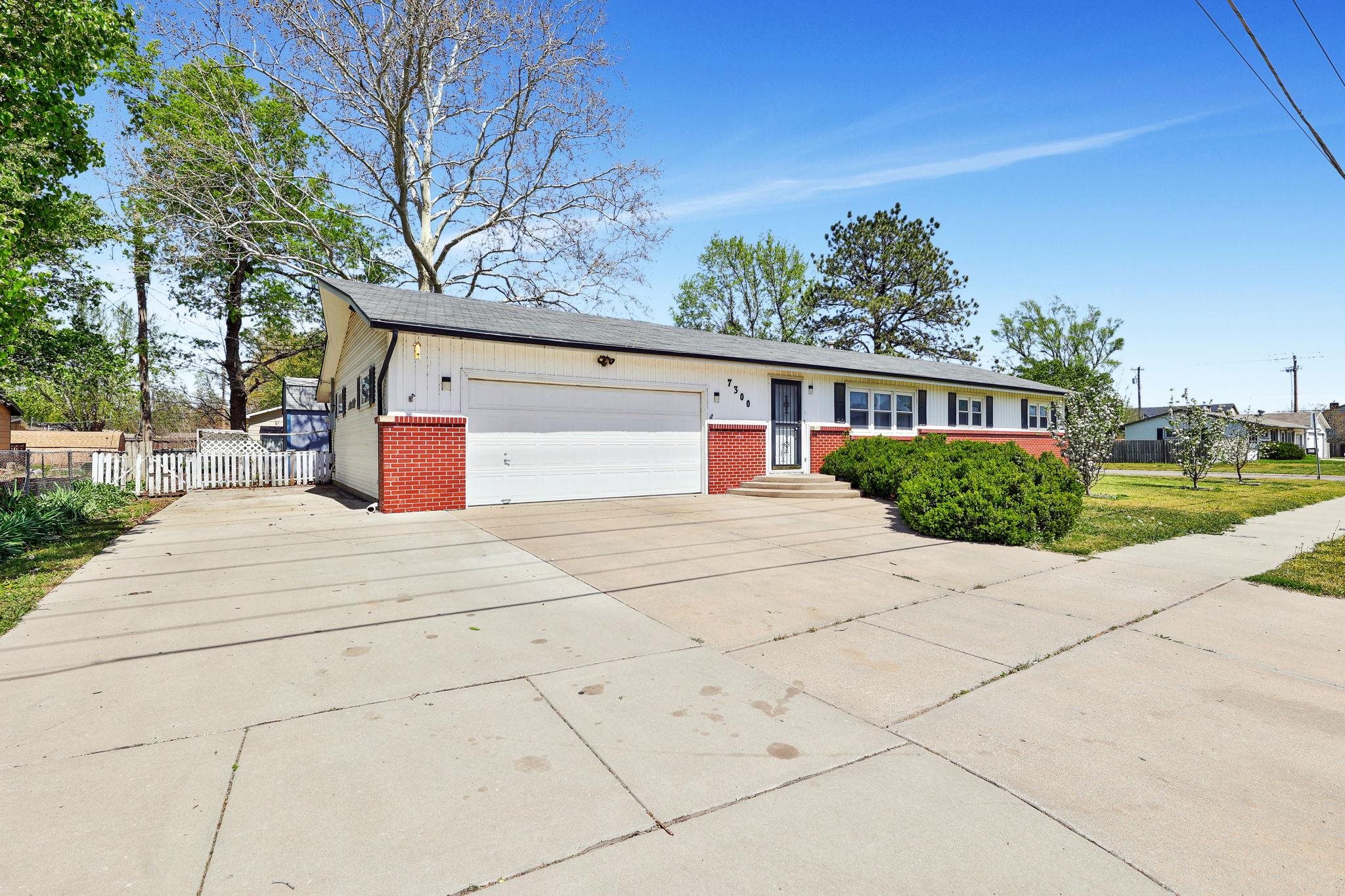 7300 W 2nd St N St, Wichita, Kansas image 3