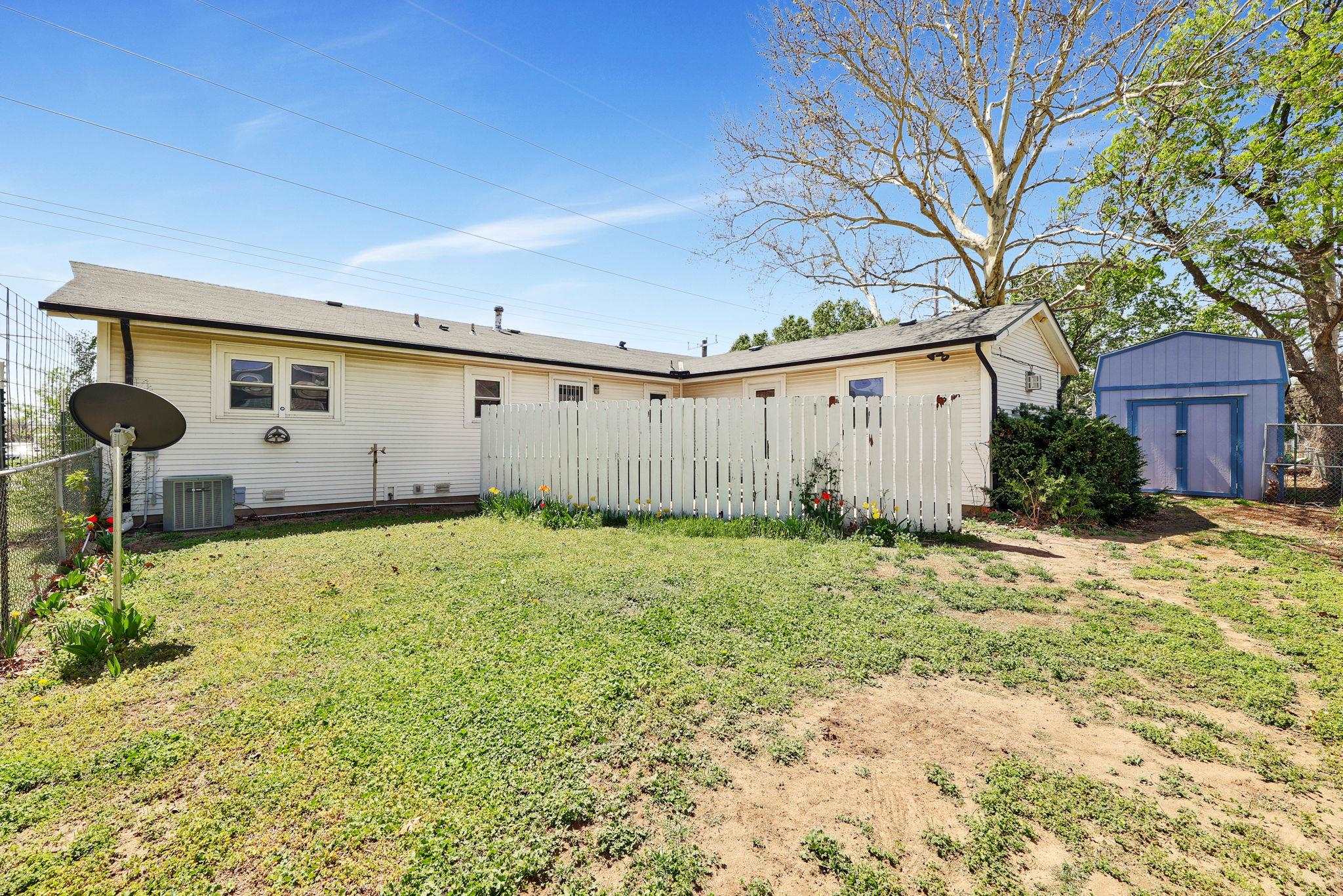 7300 W 2nd St N St, Wichita, Kansas image 27
