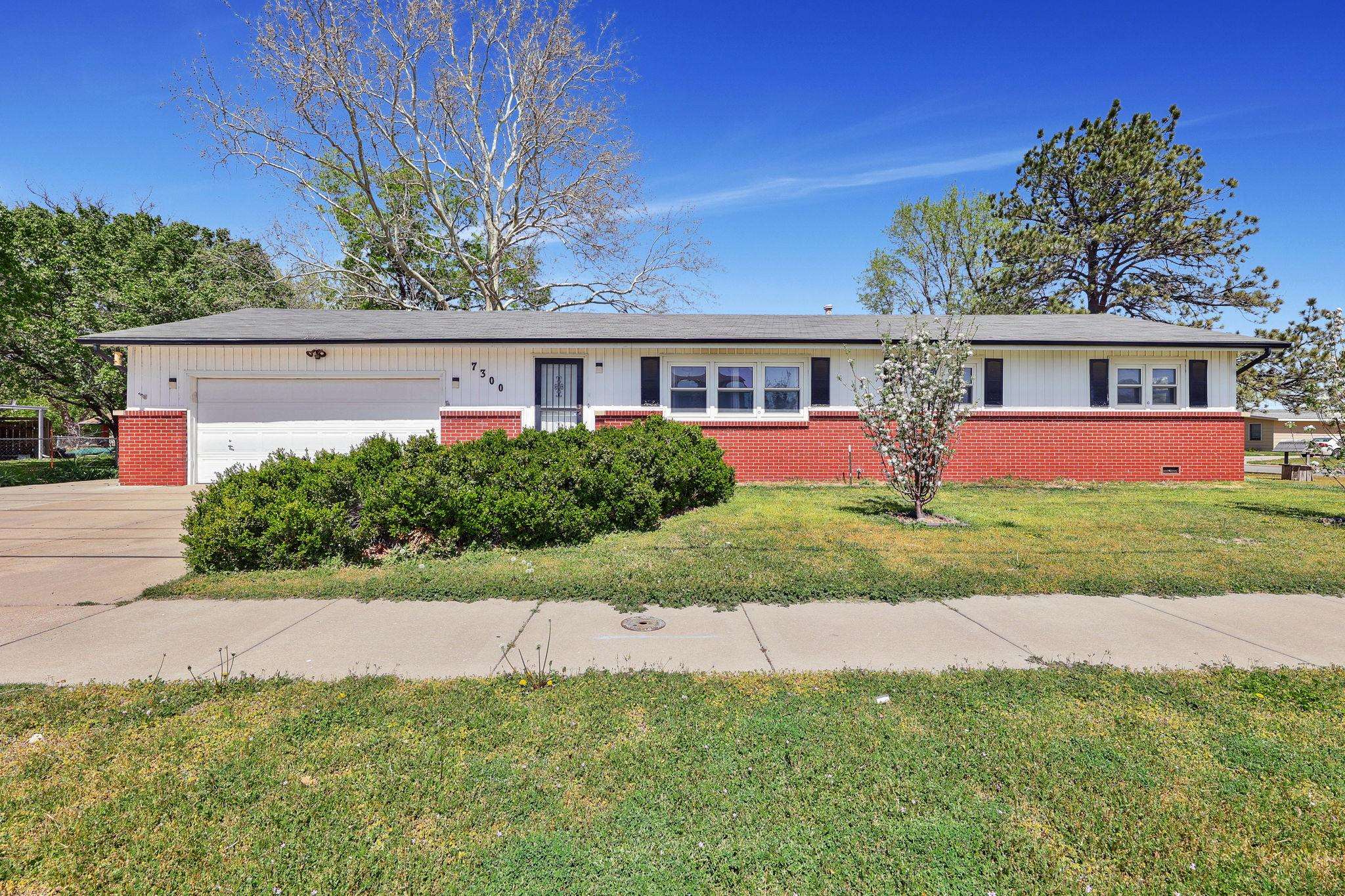 7300 W 2nd St N St, Wichita, Kansas image 1