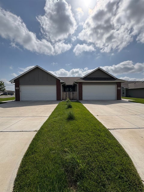 Multifamily For Sale - 2605-2607 W 55th St N St<br/> Sedgwick County, Wichita, KS 67204