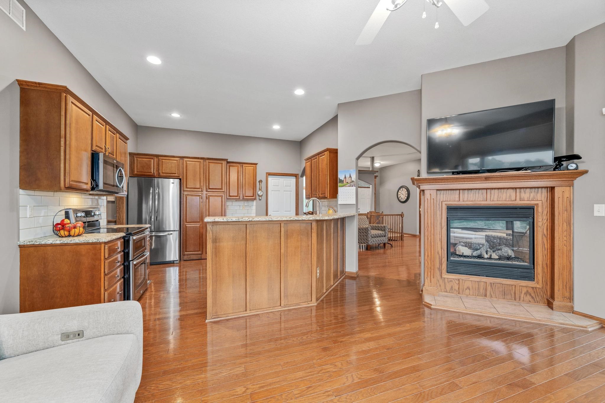 4325 N Cherry Hill St, Wichita, Virginia image 6