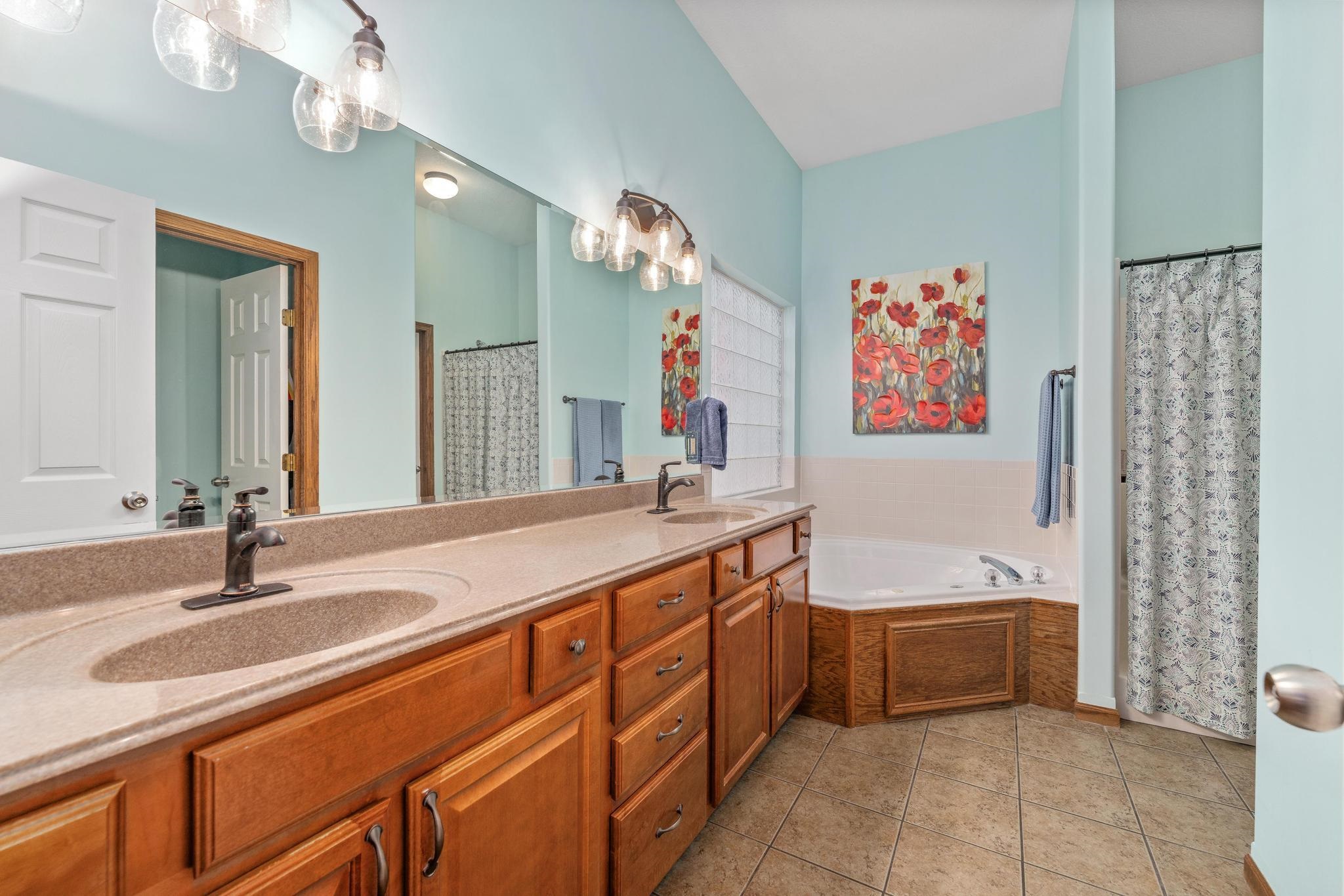 4325 N Cherry Hill St, Wichita, Virginia image 11