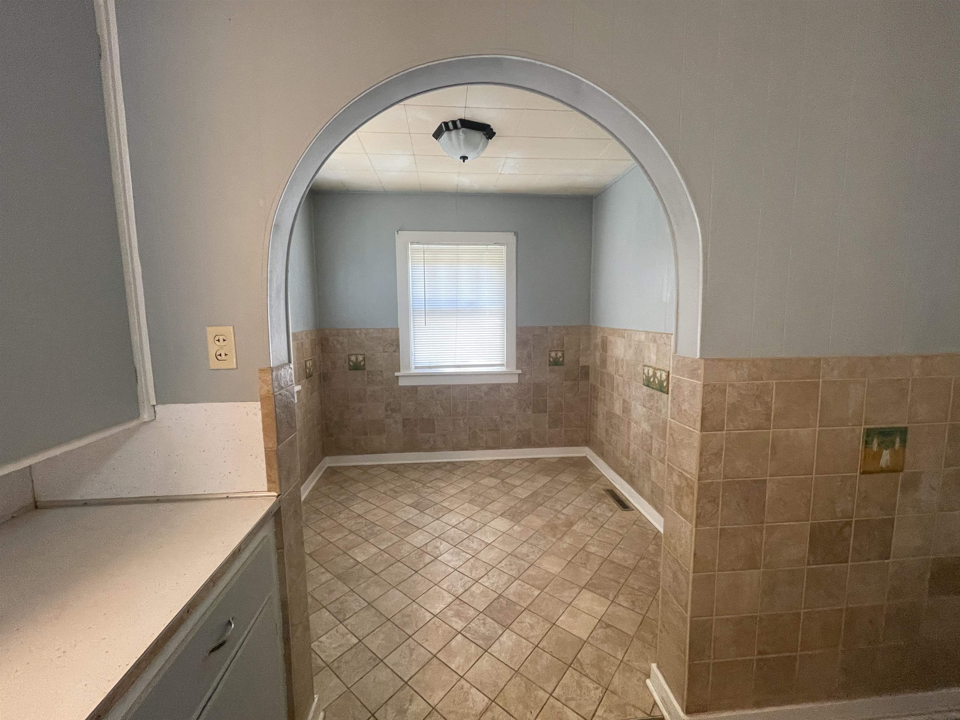 314 E 15th St, Wellington, Kansas image 10