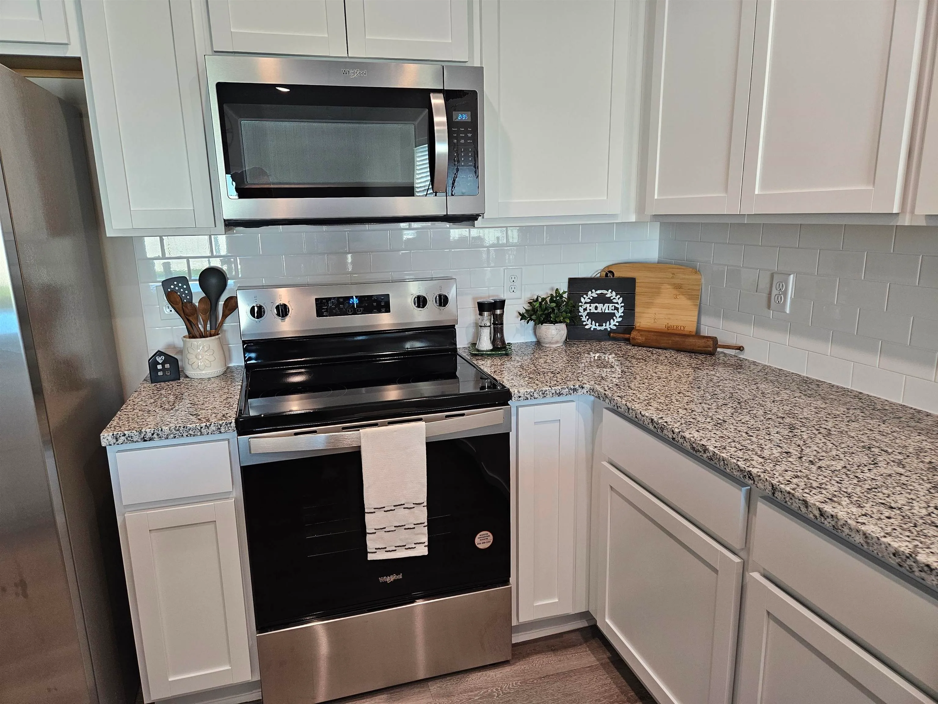 Garden Plain, Kansas 67050, United States, 4 Bedrooms Bedrooms, ,2 BathroomsBathrooms,Residential,Pending,47204