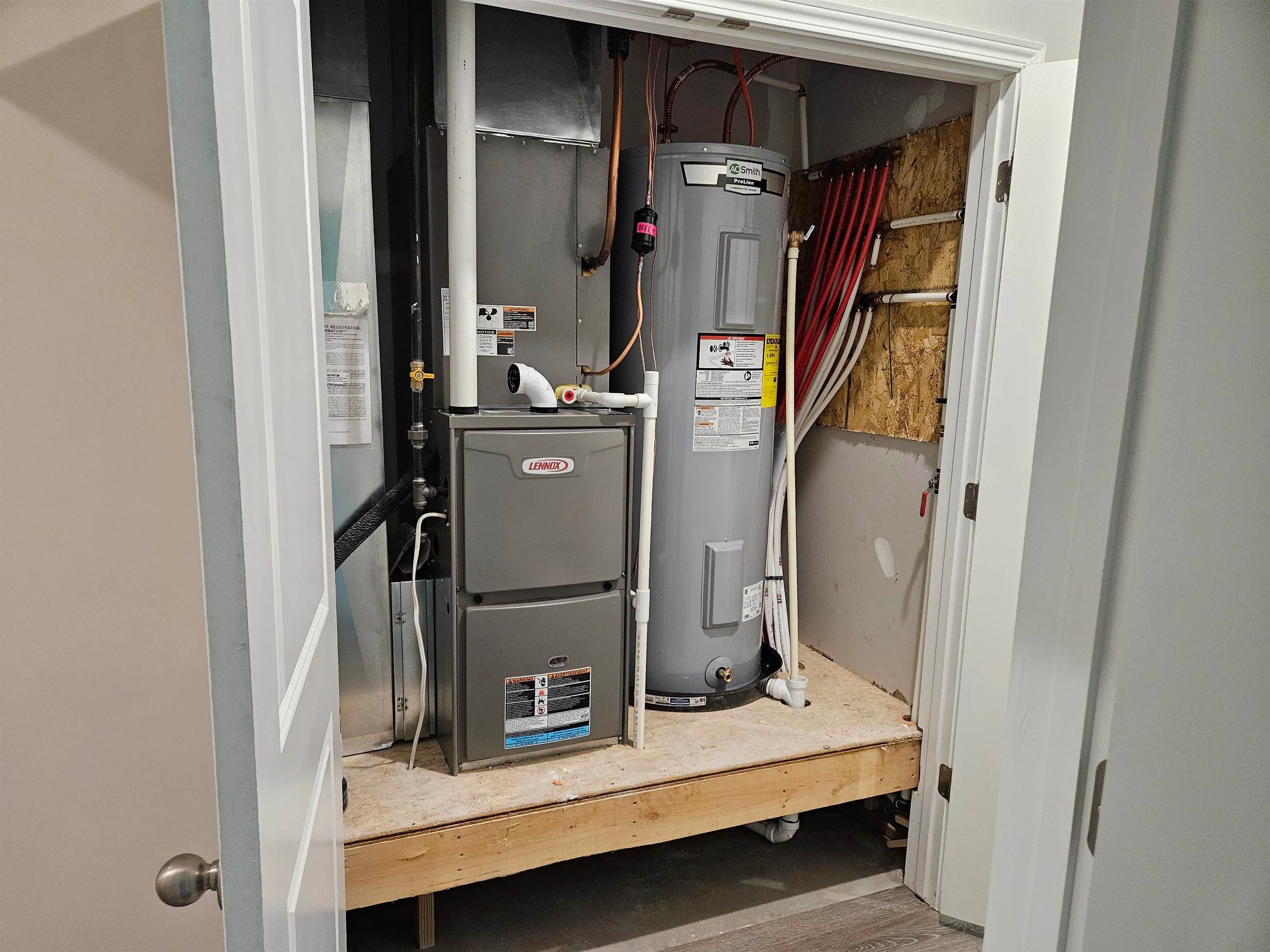 Garden Plain, Kansas 67050, United States, 4 Bedrooms Bedrooms, ,2 BathroomsBathrooms,Residential,Pending,47204