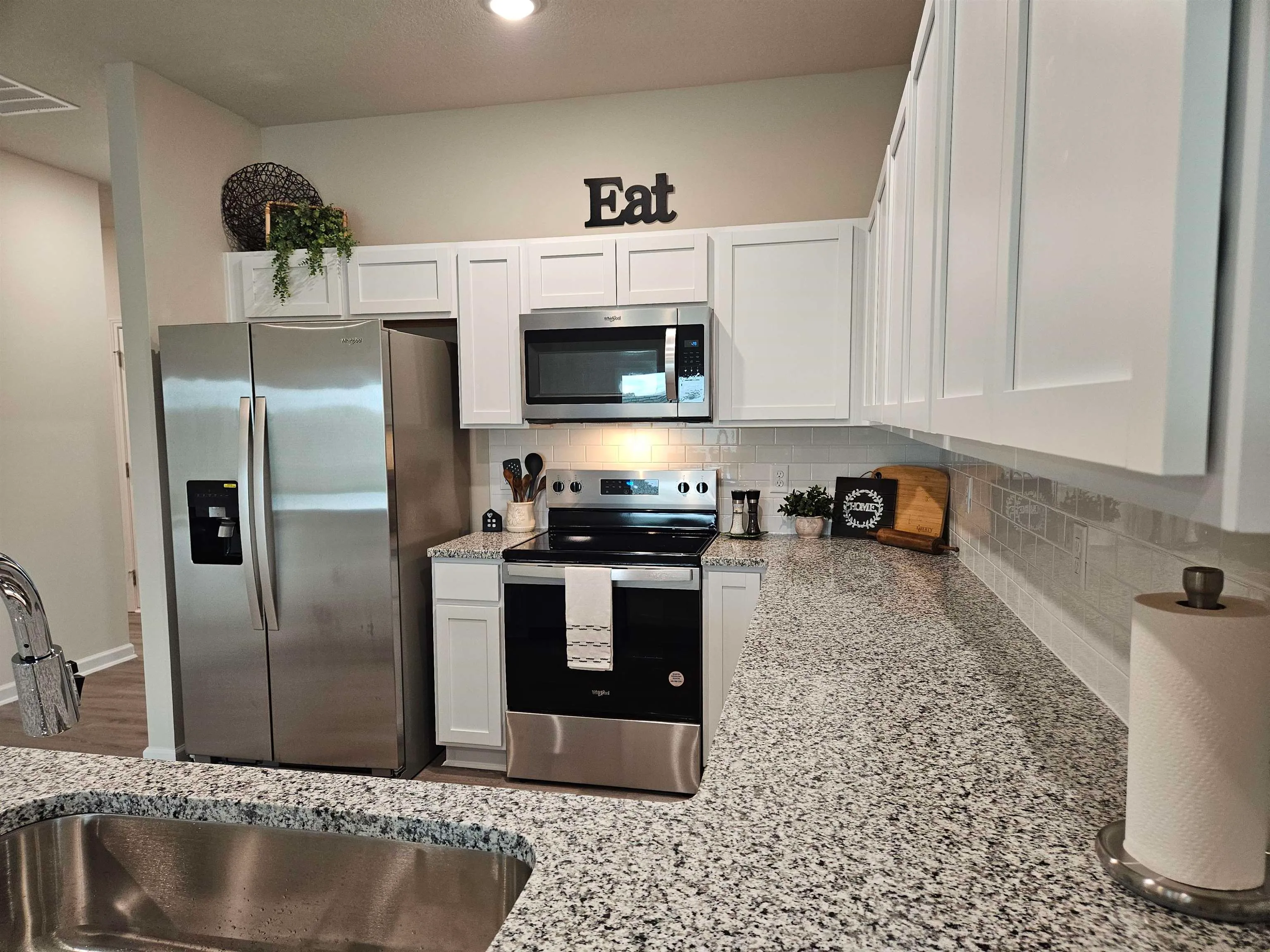 Garden Plain, Kansas 67050, United States, 4 Bedrooms Bedrooms, ,2 BathroomsBathrooms,Residential,Pending,47204