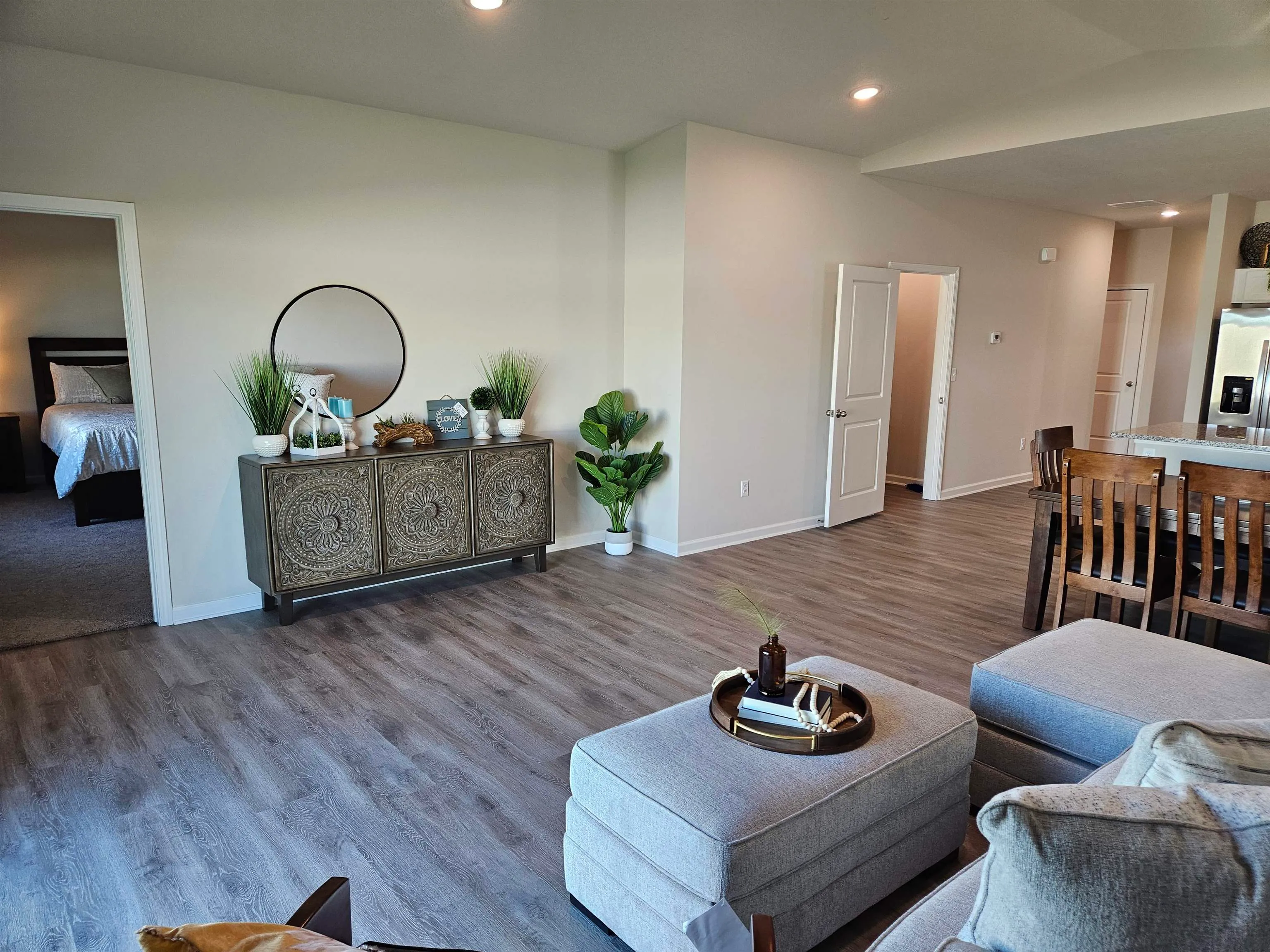 Garden Plain, Kansas 67050, United States, 4 Bedrooms Bedrooms, ,2 BathroomsBathrooms,Residential,Pending,47204