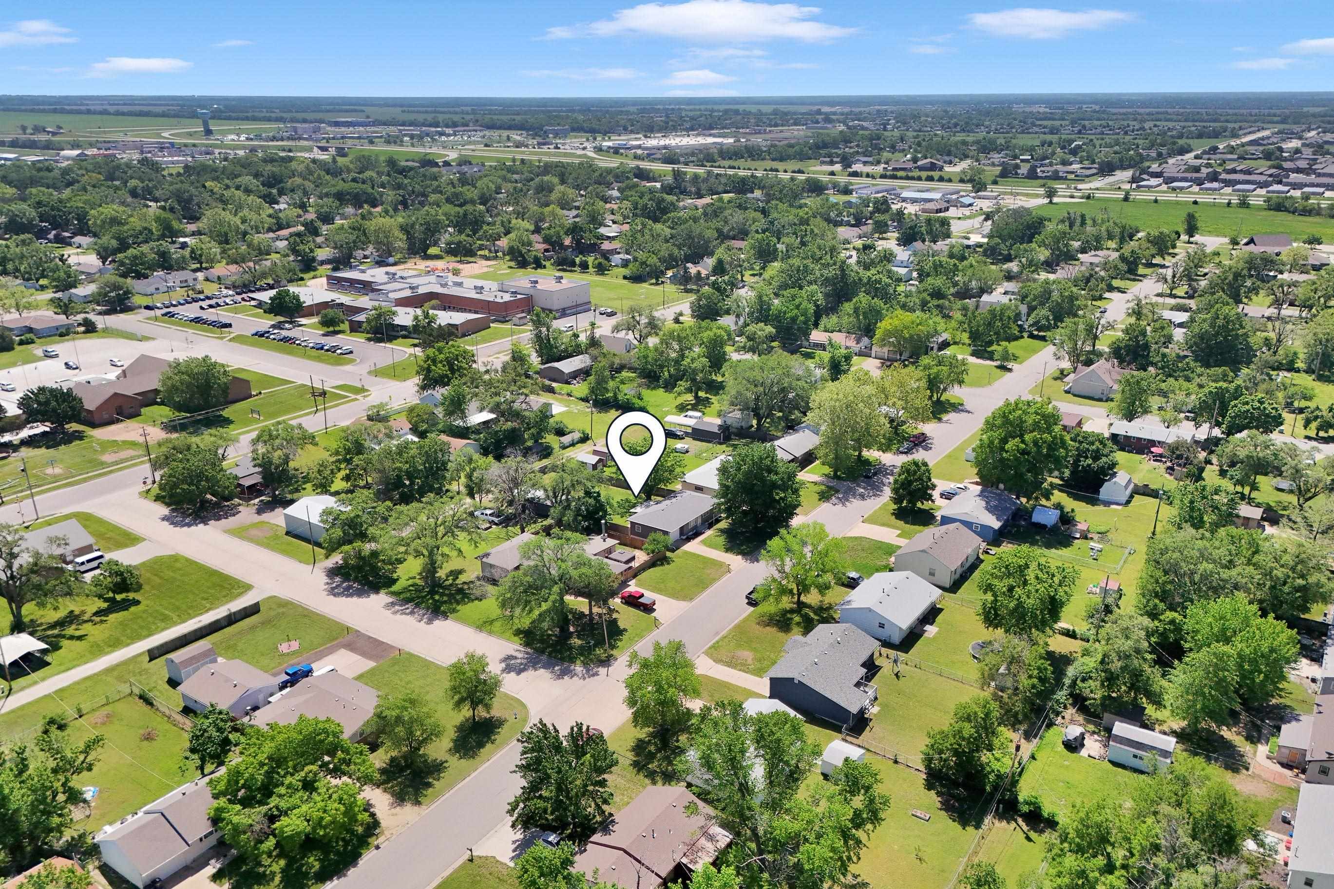 1004 S Poplar St, Newton, Kansas image 35