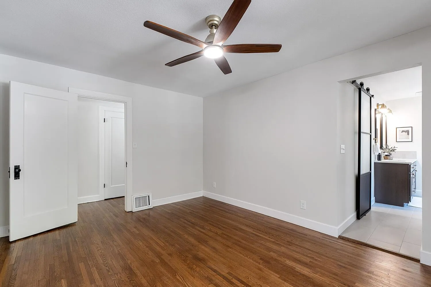 Wichita, Kansas 67208, United States, 3 Bedrooms Bedrooms, ,3 BathroomsBathrooms,Residential,Active,169204