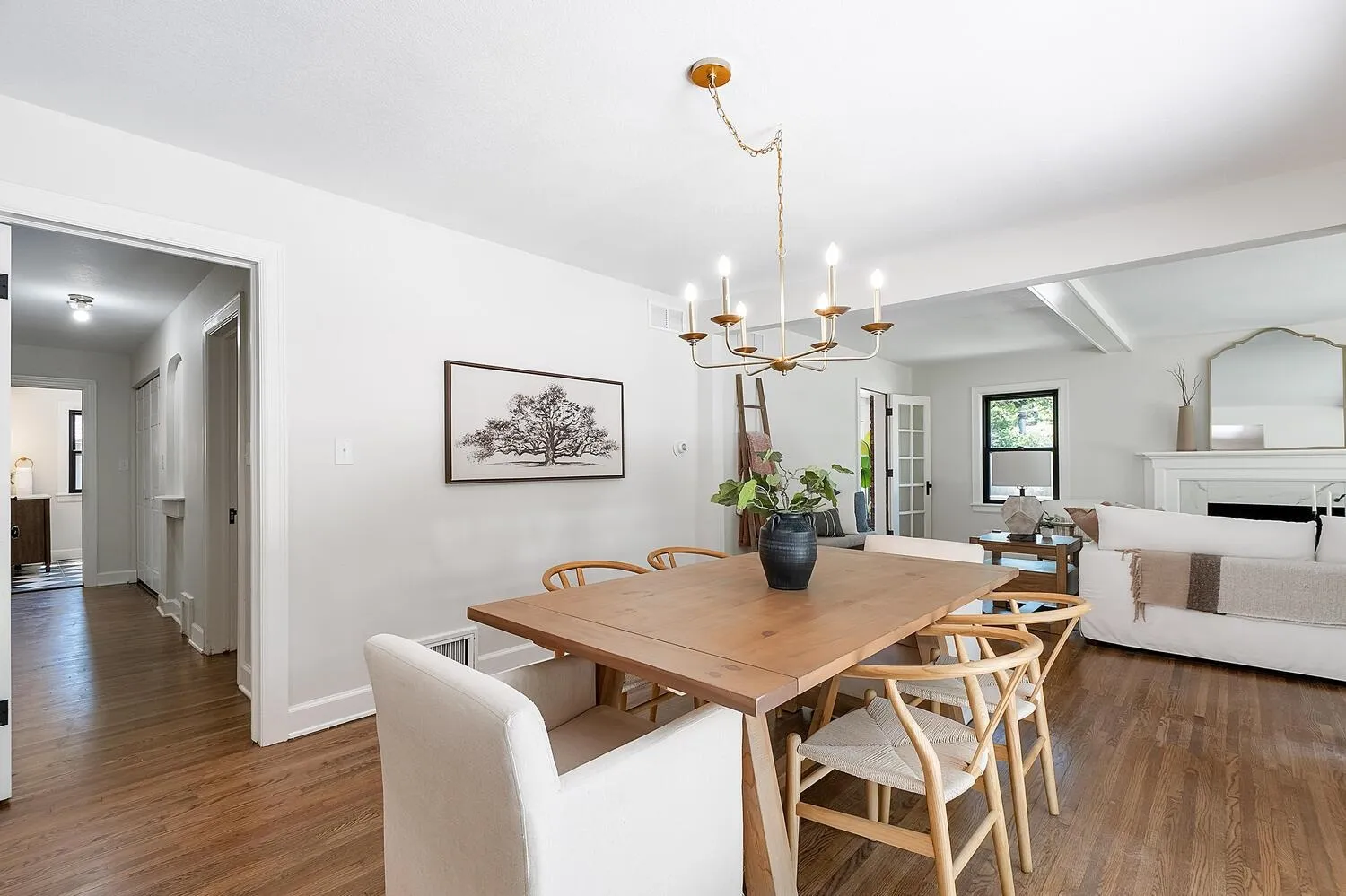 Wichita, Kansas 67208, United States, 3 Bedrooms Bedrooms, ,3 BathroomsBathrooms,Residential,Active,169204