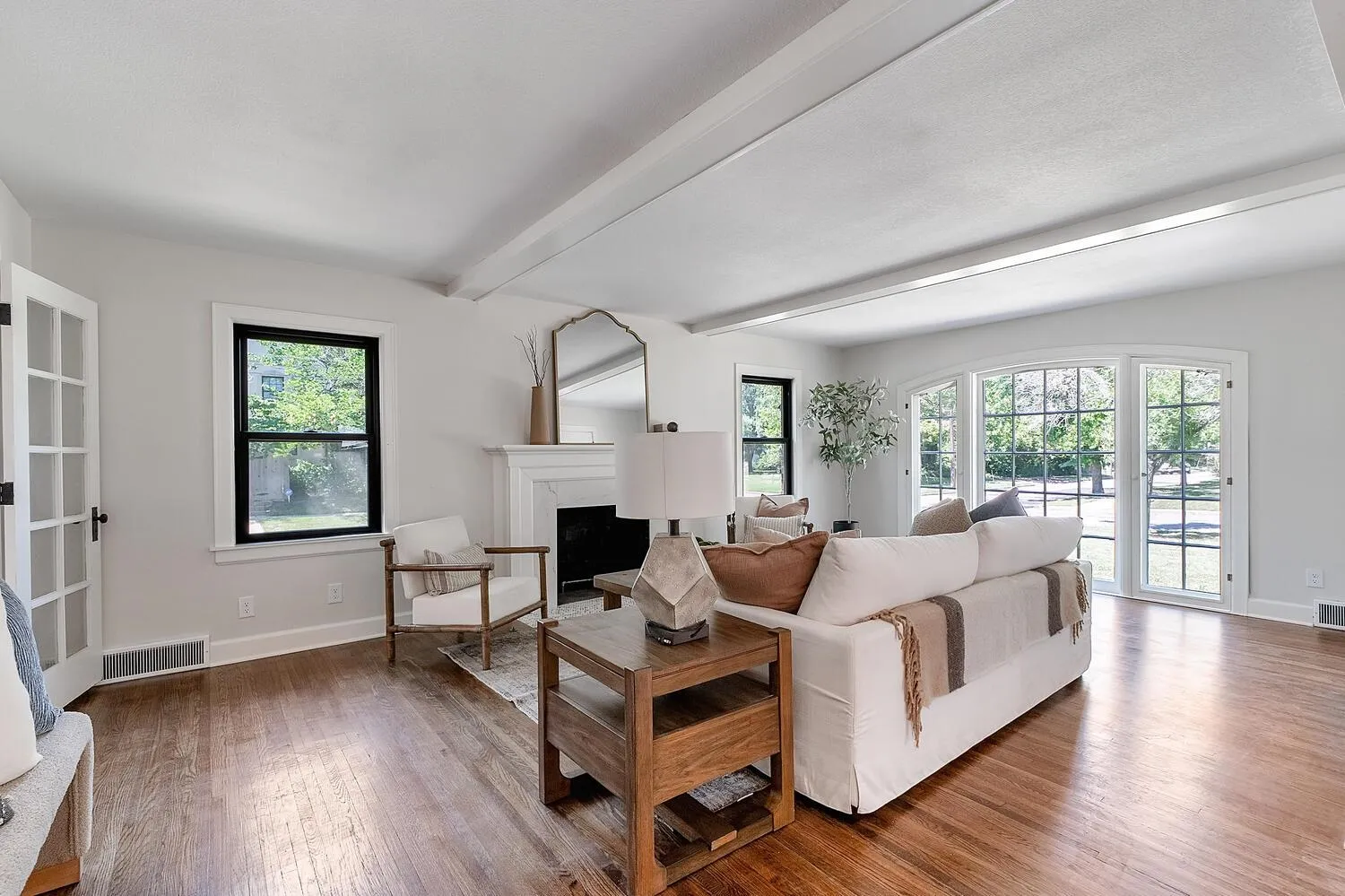 Wichita, Kansas 67208, United States, 3 Bedrooms Bedrooms, ,3 BathroomsBathrooms,Residential,Active,169204