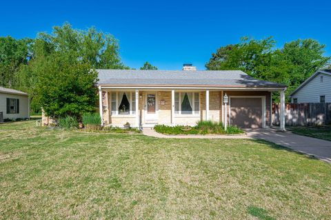 Homes For Sale - 325 N Brookside Pkwy<br/> Sedgwick County, Wichita, KS 67208