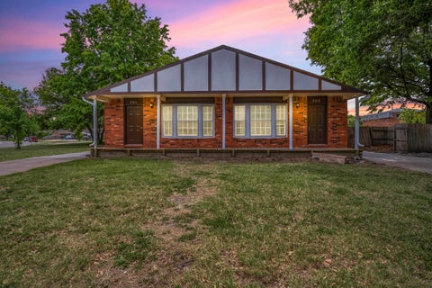 Multifamily For Sale - 701-703 W 17th St<br/> Harvey County, Newton, KS 67114