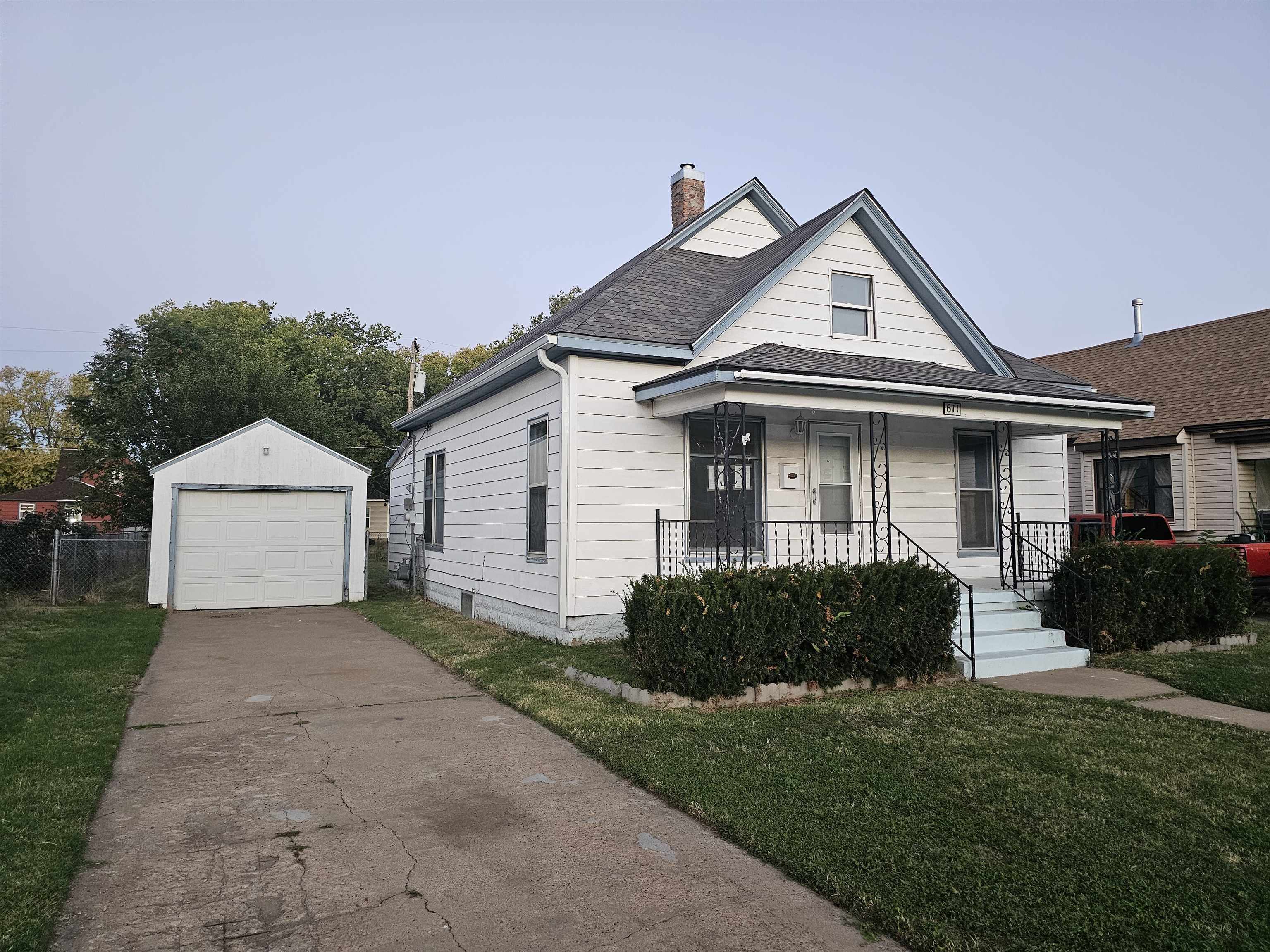 611 N 10th St, Salina, Kansas image 1