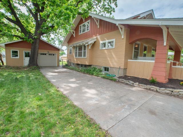 205 S Lincoln St, Hillsboro, Kansas image 2
