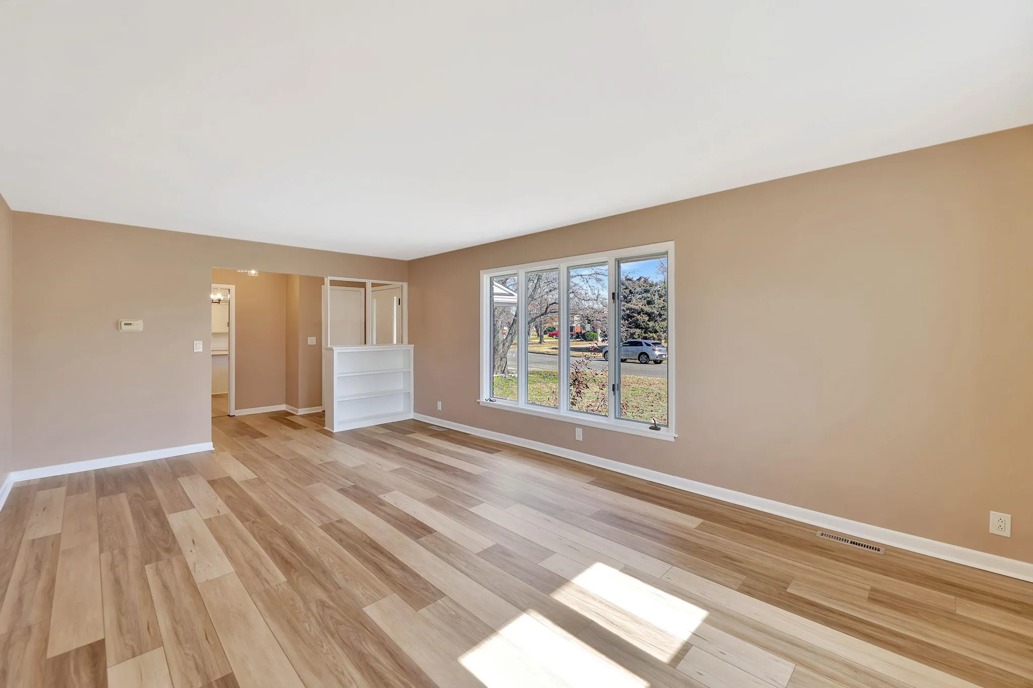 Wichita, Kansas 67203, United States, 4 Bedrooms Bedrooms, ,2 BathroomsBathrooms,Residential,Active,92284