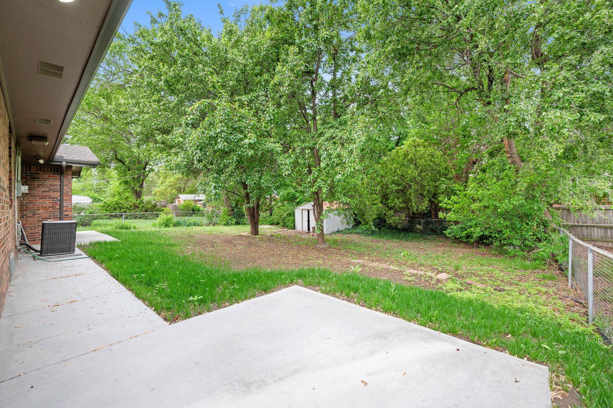 1009 S Eastern St, Wichita, Kansas image 22
