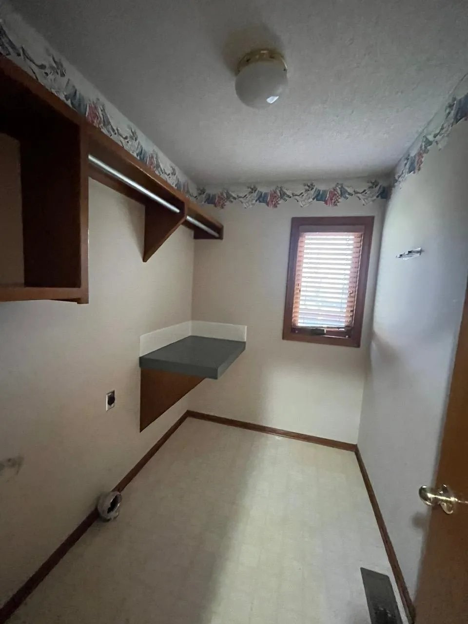 Wichita, Kansas 67206, United States, 4 Bedrooms Bedrooms, ,3 BathroomsBathrooms,Residential,Active,100476