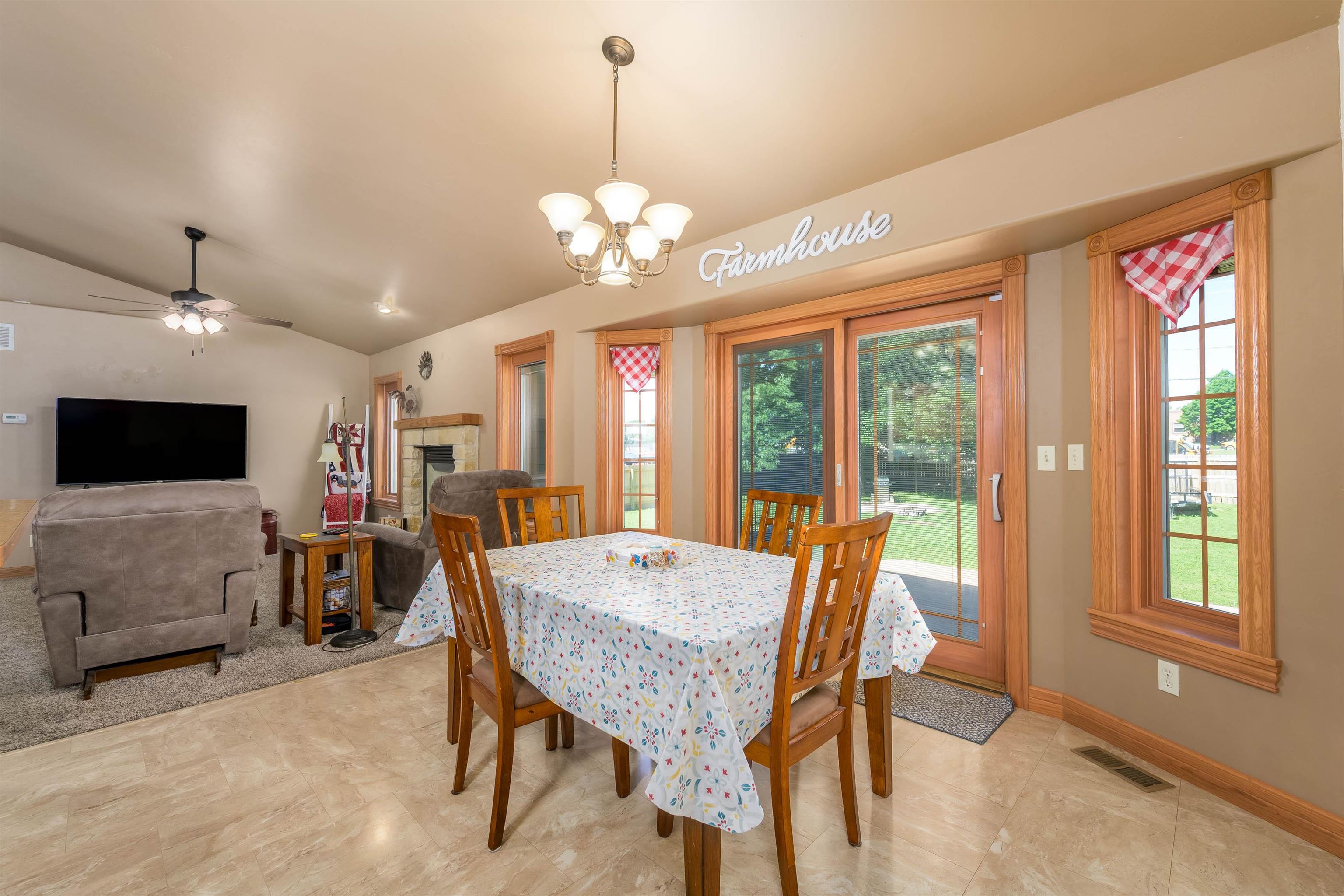 11 Honeysuckle Ct, Oxford, Kansas image 9