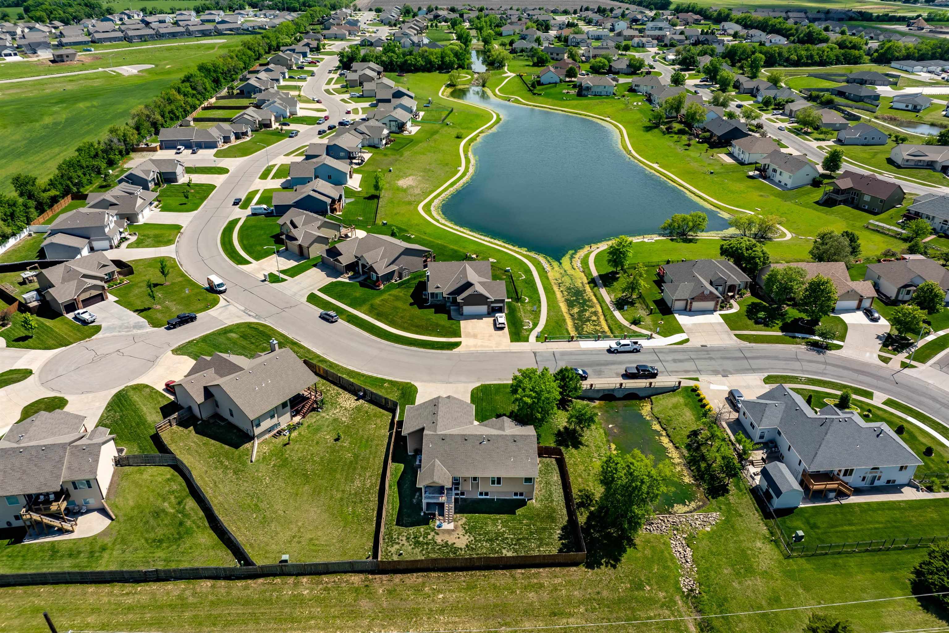 2010 S Cranbrook St, Wichita, Kansas image 19