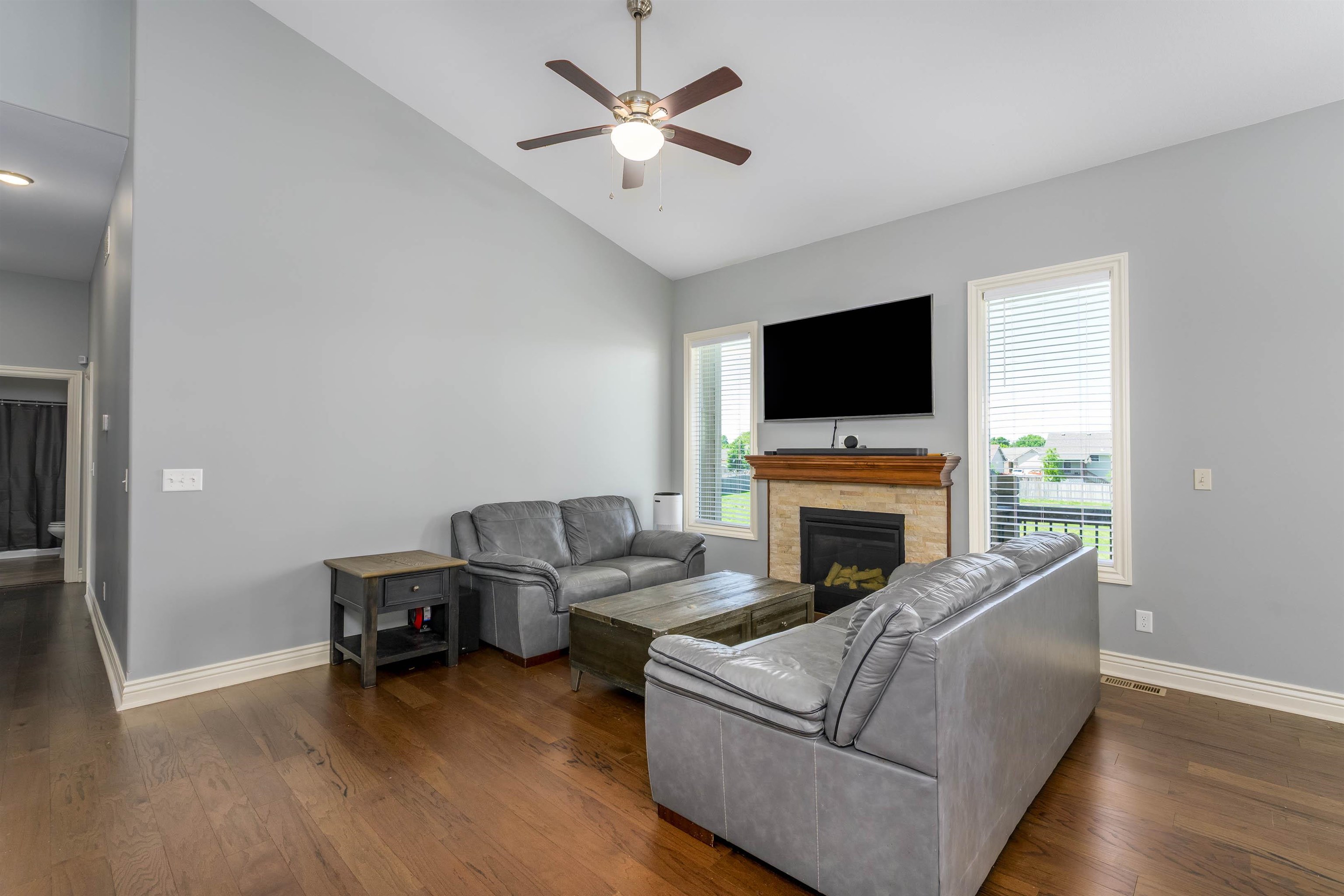 2010 S Cranbrook St, Wichita, Kansas image 7