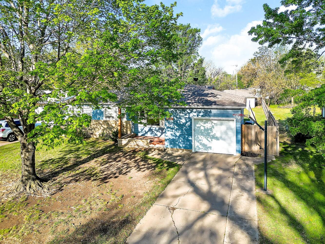 1847 N Richmond Ave, Wichita, Kansas image 2
