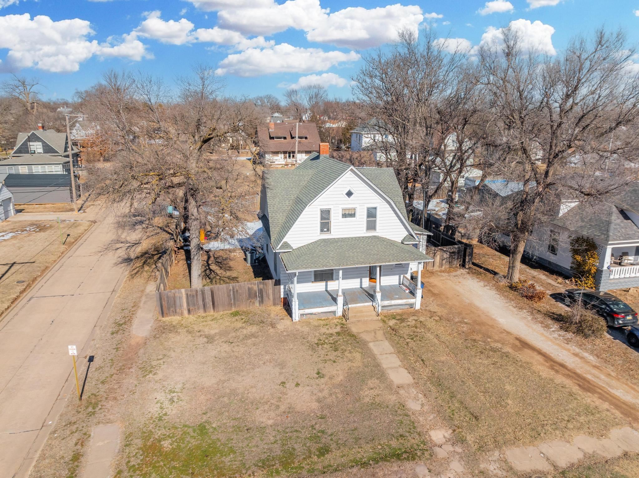 402 E B Ave, Kingman, Kansas image 33