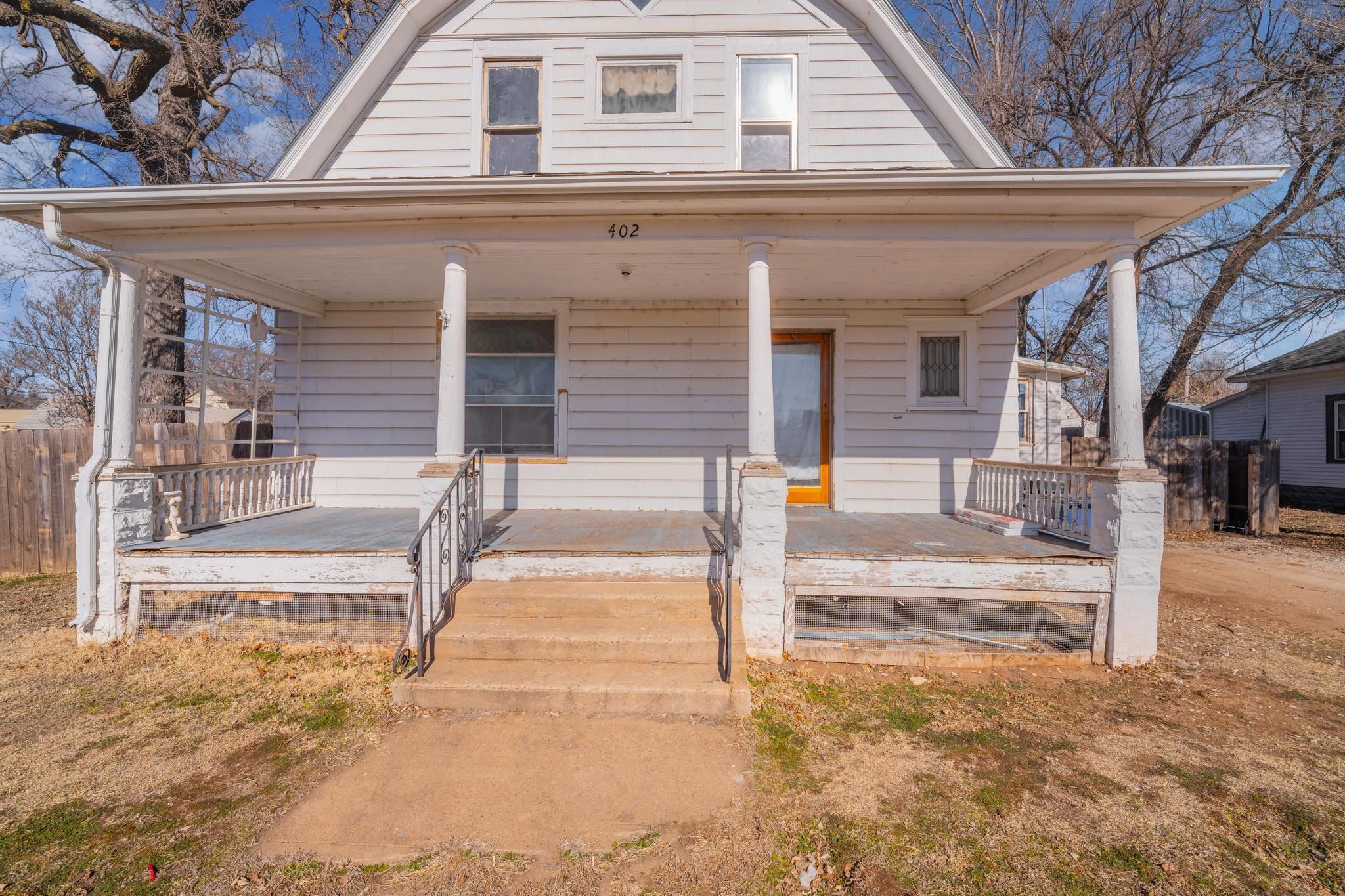 402 E B Ave, Kingman, Kansas image 4