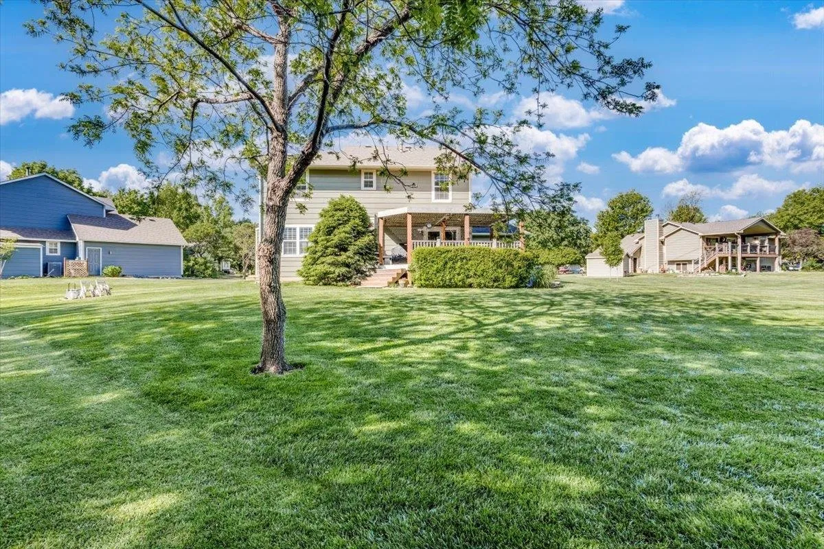 Derby, Kansas 67037, United States, 3 Bedrooms Bedrooms, ,3 BathroomsBathrooms,Residential,Pending,124166