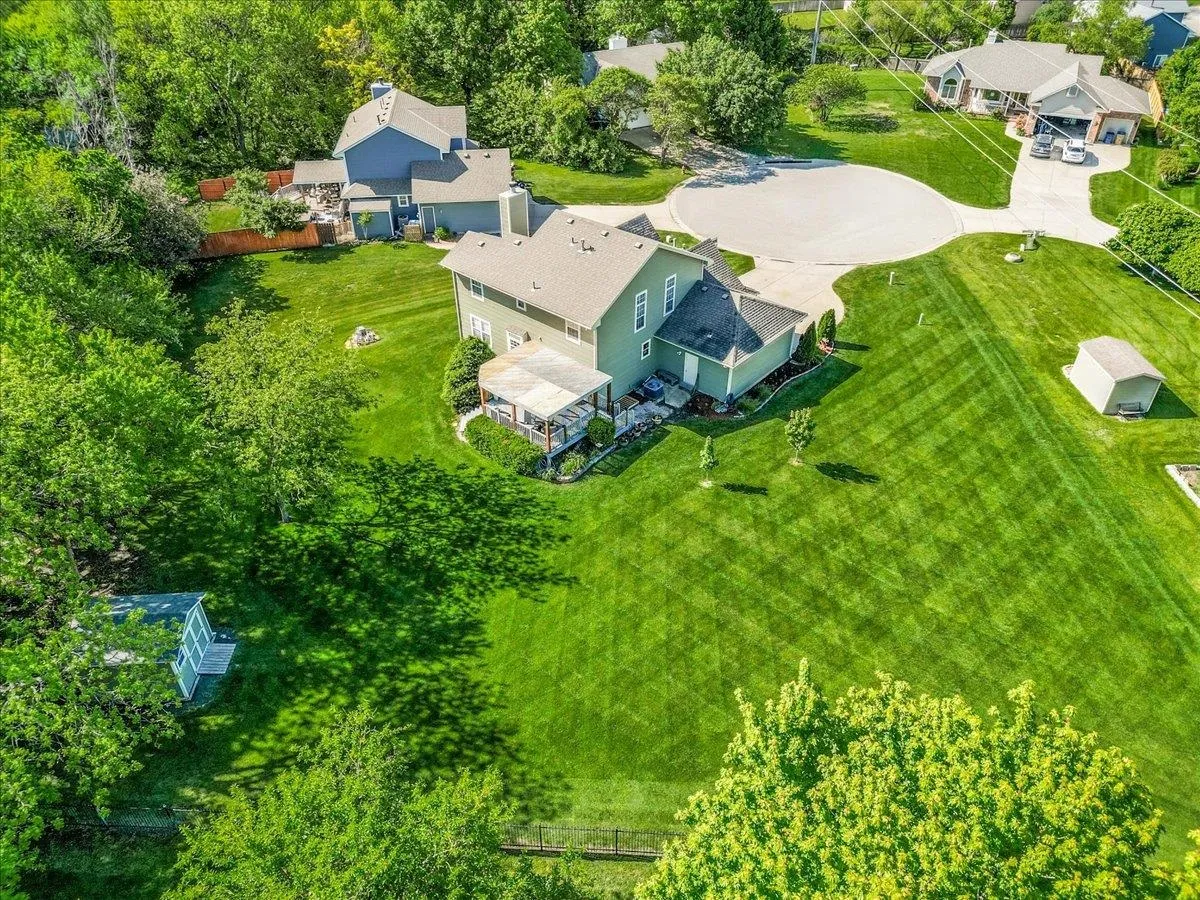 Derby, Kansas 67037, United States, 3 Bedrooms Bedrooms, ,3 BathroomsBathrooms,Residential,Pending,124166