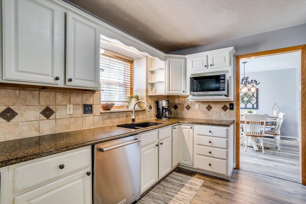 706 E Wahoo Cir, Derby, Kansas image 12