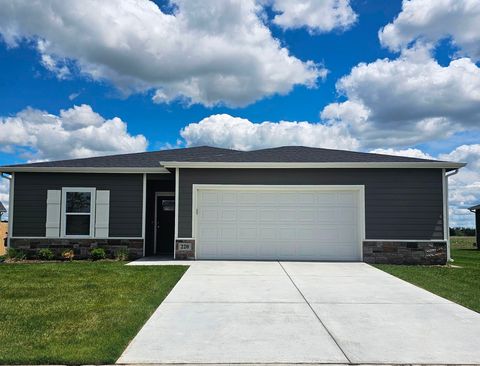 Homes For Sale - 220 S Gatewood St<br/> Valley Center, KS 67147