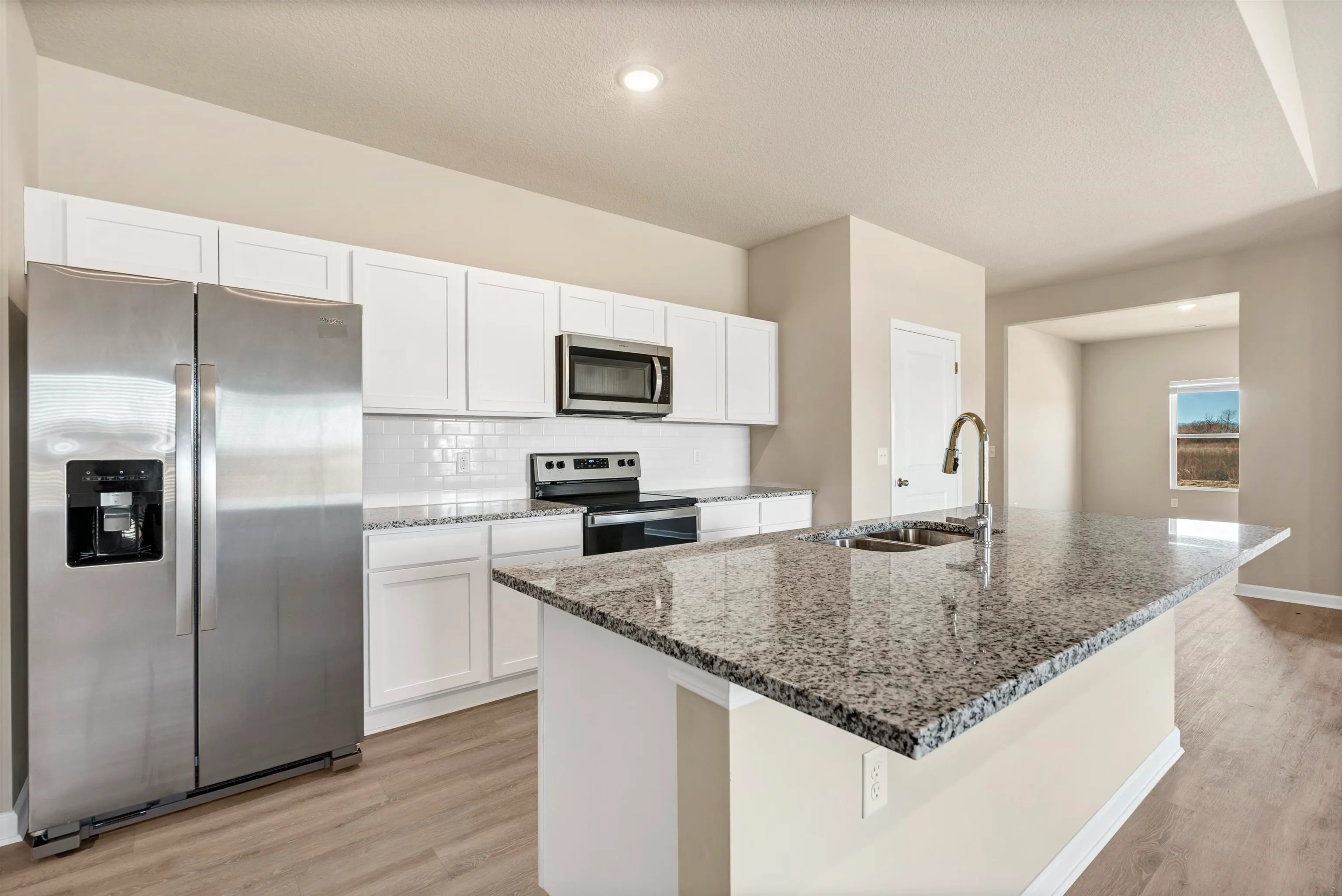 Valley Center, Kansas 67147, United States, 4 Bedrooms Bedrooms, ,2 BathroomsBathrooms,Residential,Active,47168