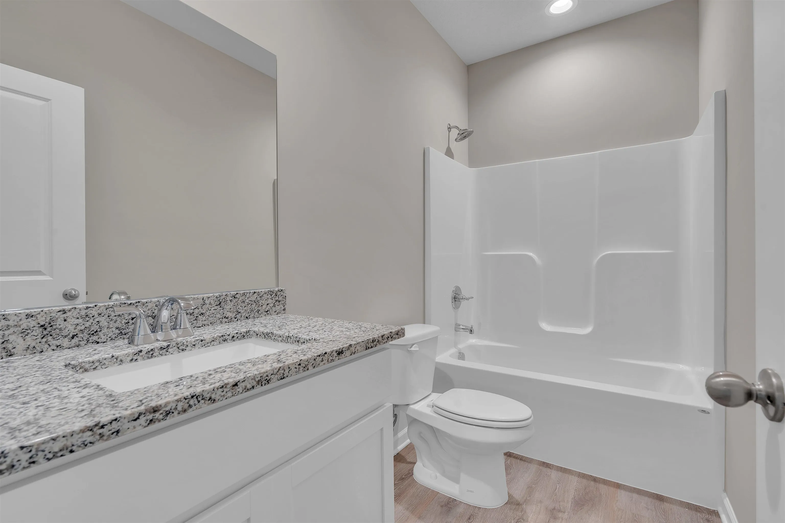 Valley Center, Kansas 67147, United States, 4 Bedrooms Bedrooms, ,2 BathroomsBathrooms,Residential,Active,47168