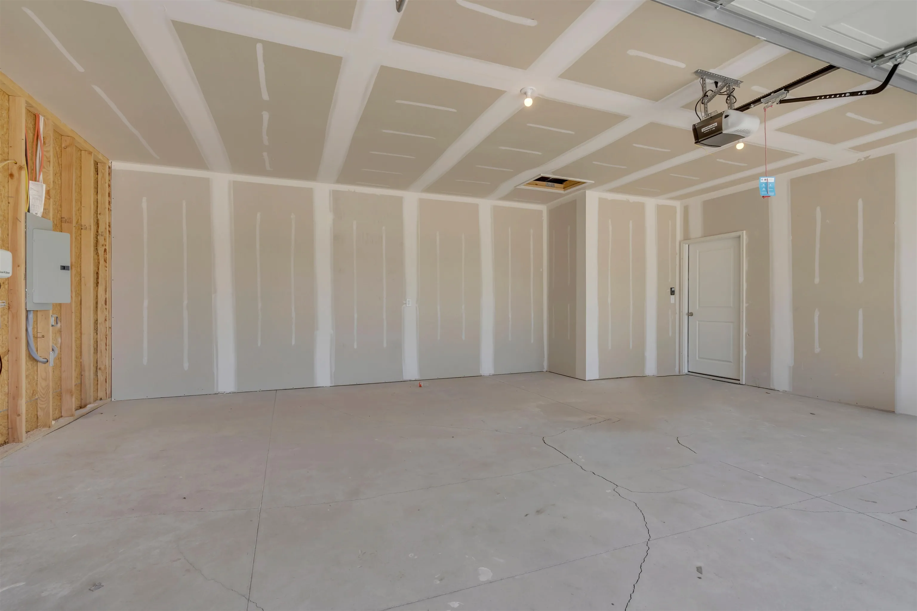 Valley Center, Kansas 67147, United States, 4 Bedrooms Bedrooms, ,2 BathroomsBathrooms,Residential,Active,47168