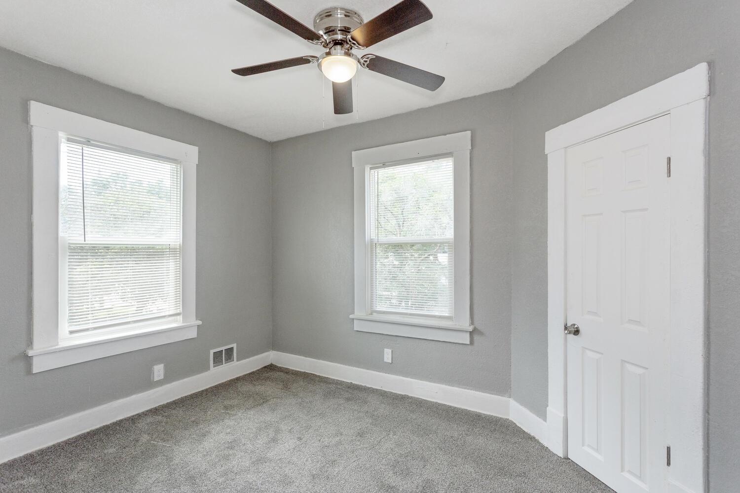 Wichita, Kansas 67213, United States, 4 Bedrooms Bedrooms, ,2 BathroomsBathrooms,Residential,Pending,52629