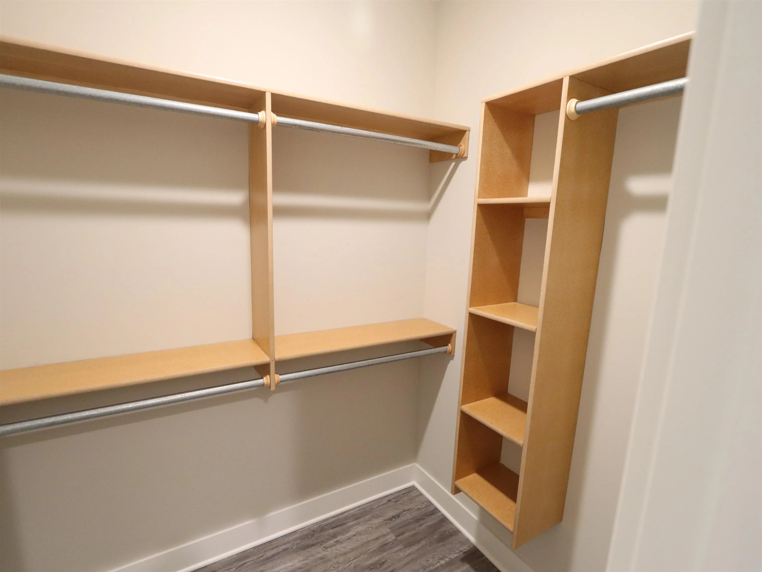 Wichita, Kansas 67204, United States, 3 Bedrooms Bedrooms, ,2 BathroomsBathrooms,Residential,Active,37925