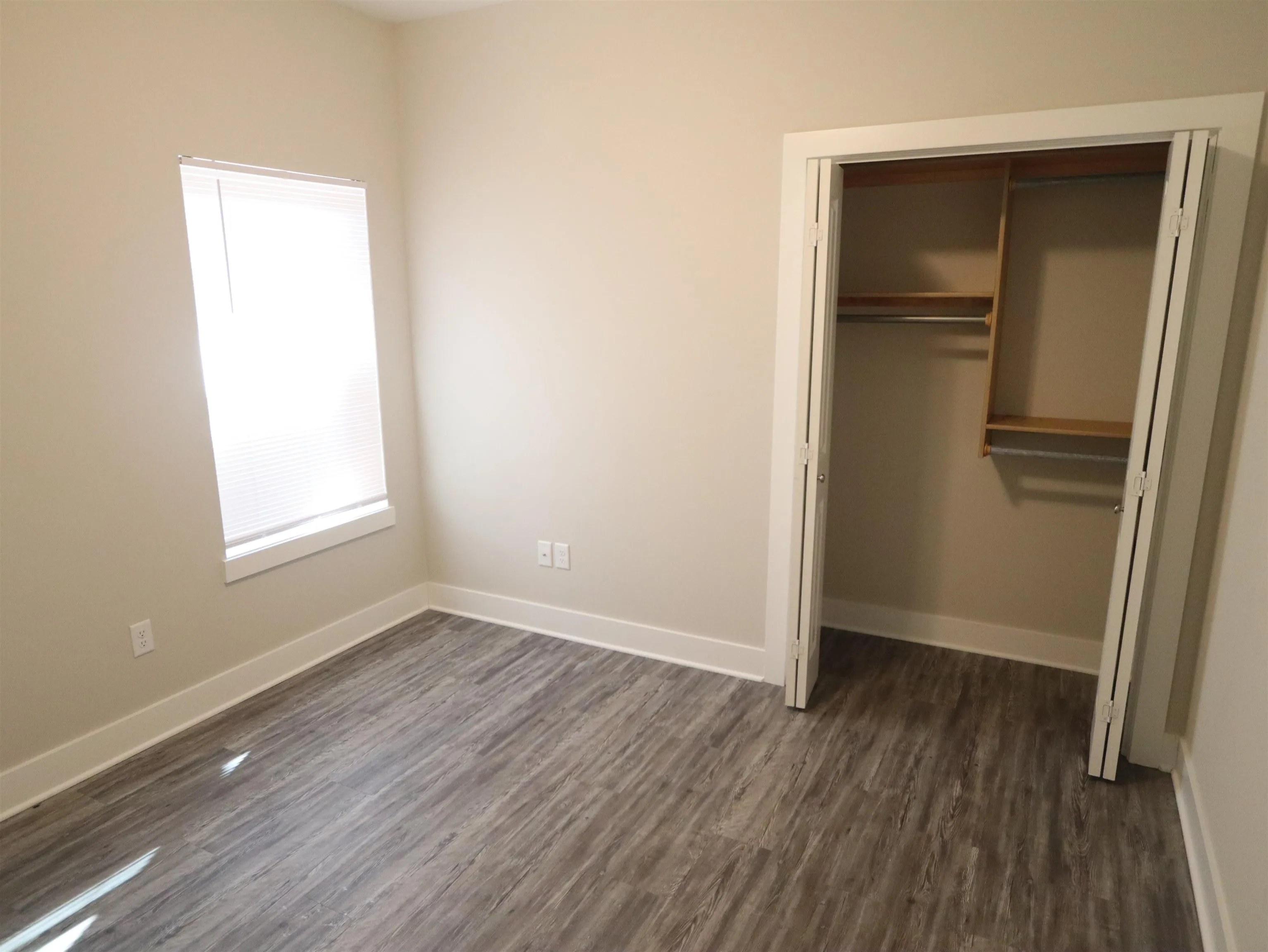 Wichita, Kansas 67204, United States, 3 Bedrooms Bedrooms, ,2 BathroomsBathrooms,Residential,Active,37925