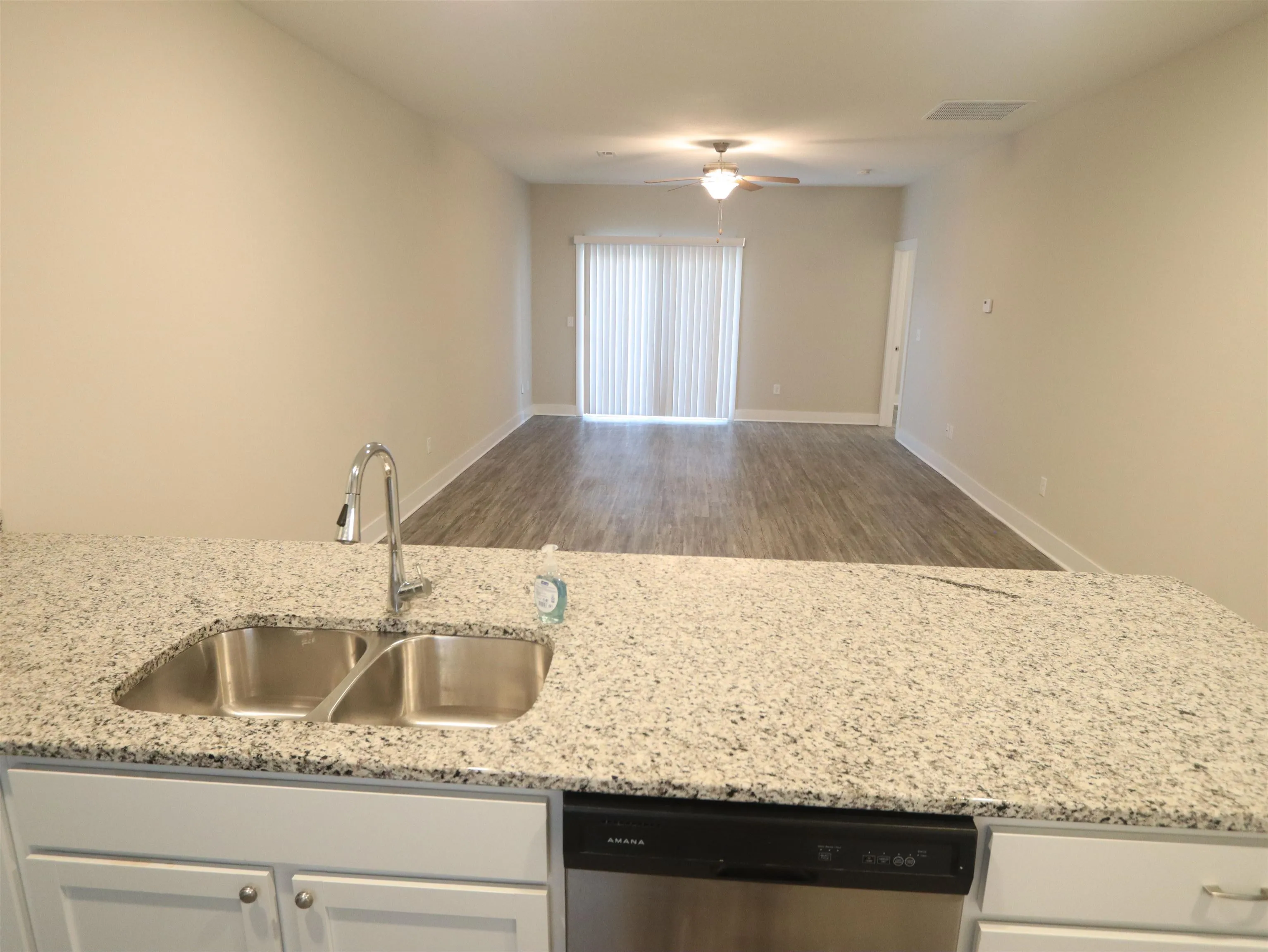 Wichita, Kansas 67204, United States, 3 Bedrooms Bedrooms, ,2 BathroomsBathrooms,Residential,Active,37925