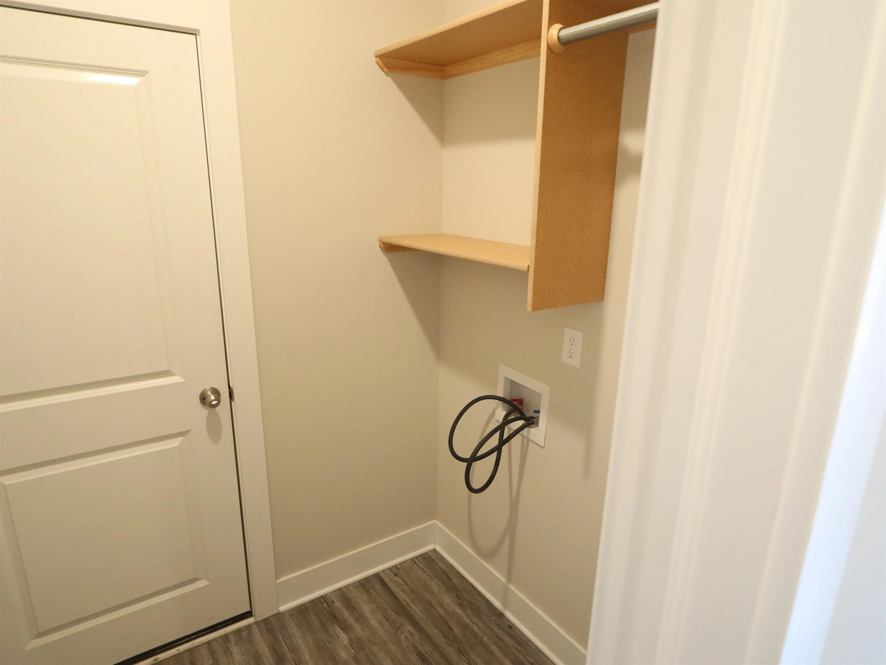 Wichita, Kansas 67204, United States, 3 Bedrooms Bedrooms, ,2 BathroomsBathrooms,Residential,Active,37925