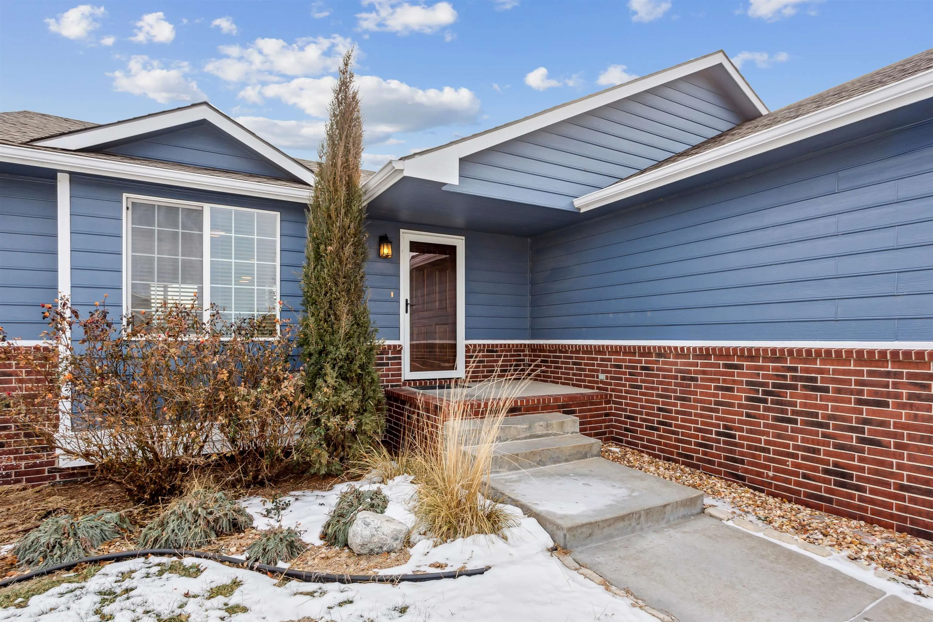 Wichita, Kansas 67207, United States, 3 Bedrooms Bedrooms, ,3 BathroomsBathrooms,Residential,Pending,13378