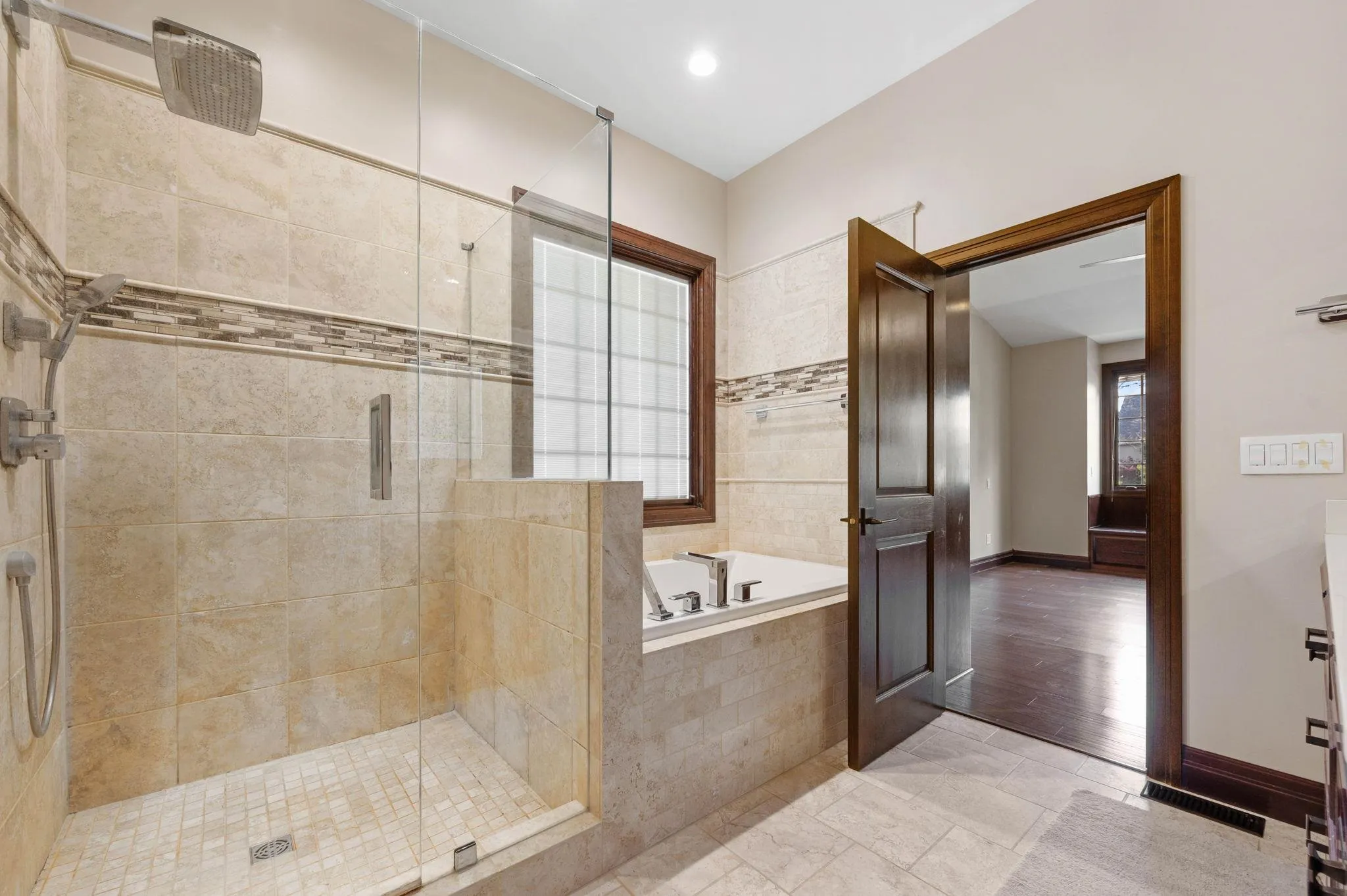 Wichita, Kansas 67230, United States, 6 Bedrooms Bedrooms, ,4 BathroomsBathrooms,Residential,Active,242791