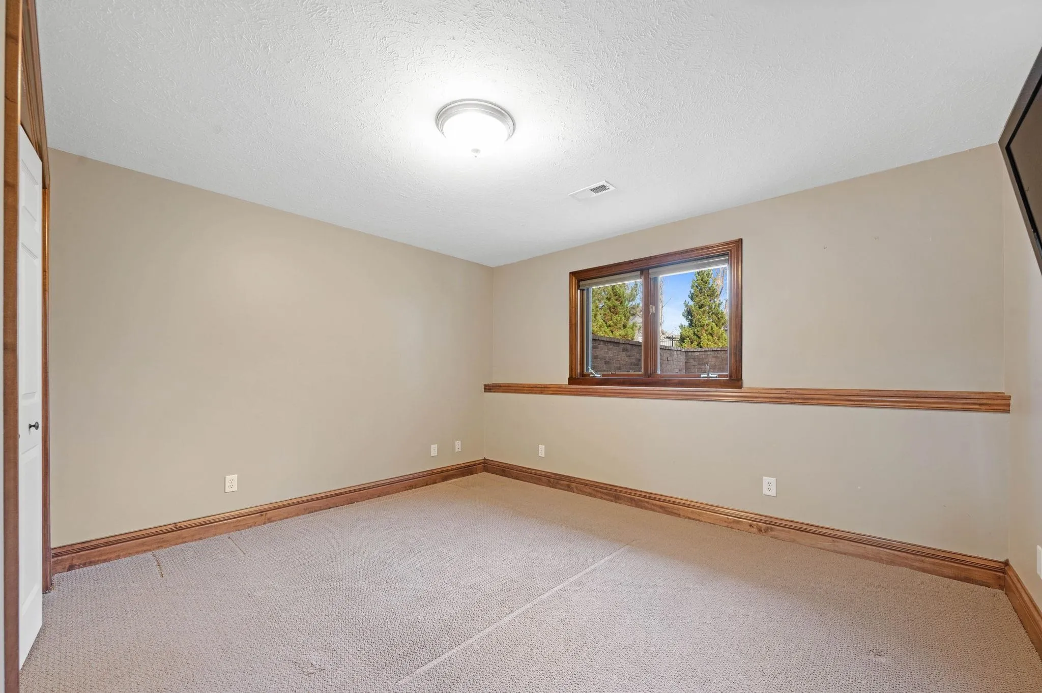 Wichita, Kansas 67230, United States, 6 Bedrooms Bedrooms, ,4 BathroomsBathrooms,Residential,Active,242791