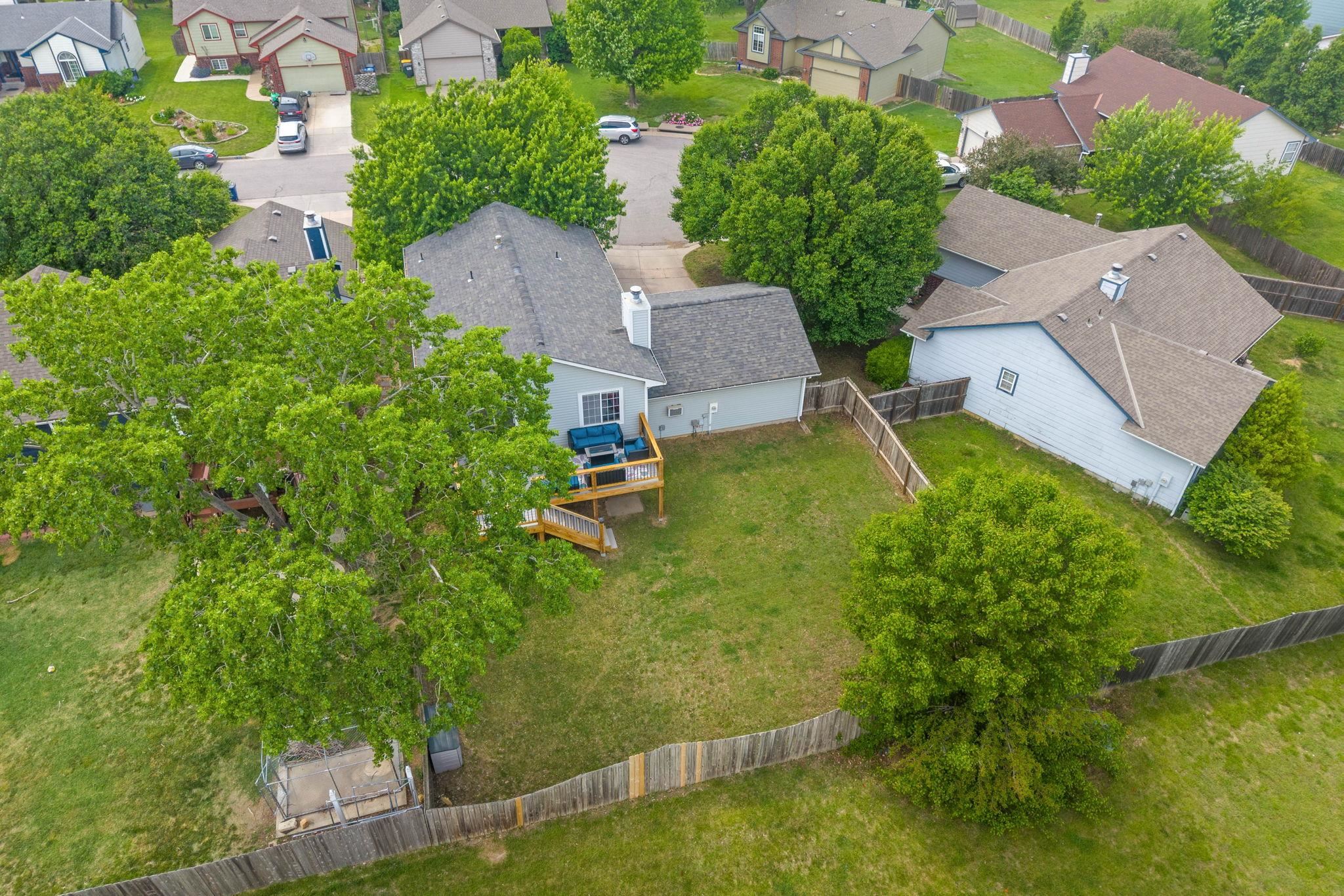 3610 N Governeour Cir, Wichita, Virginia image 32