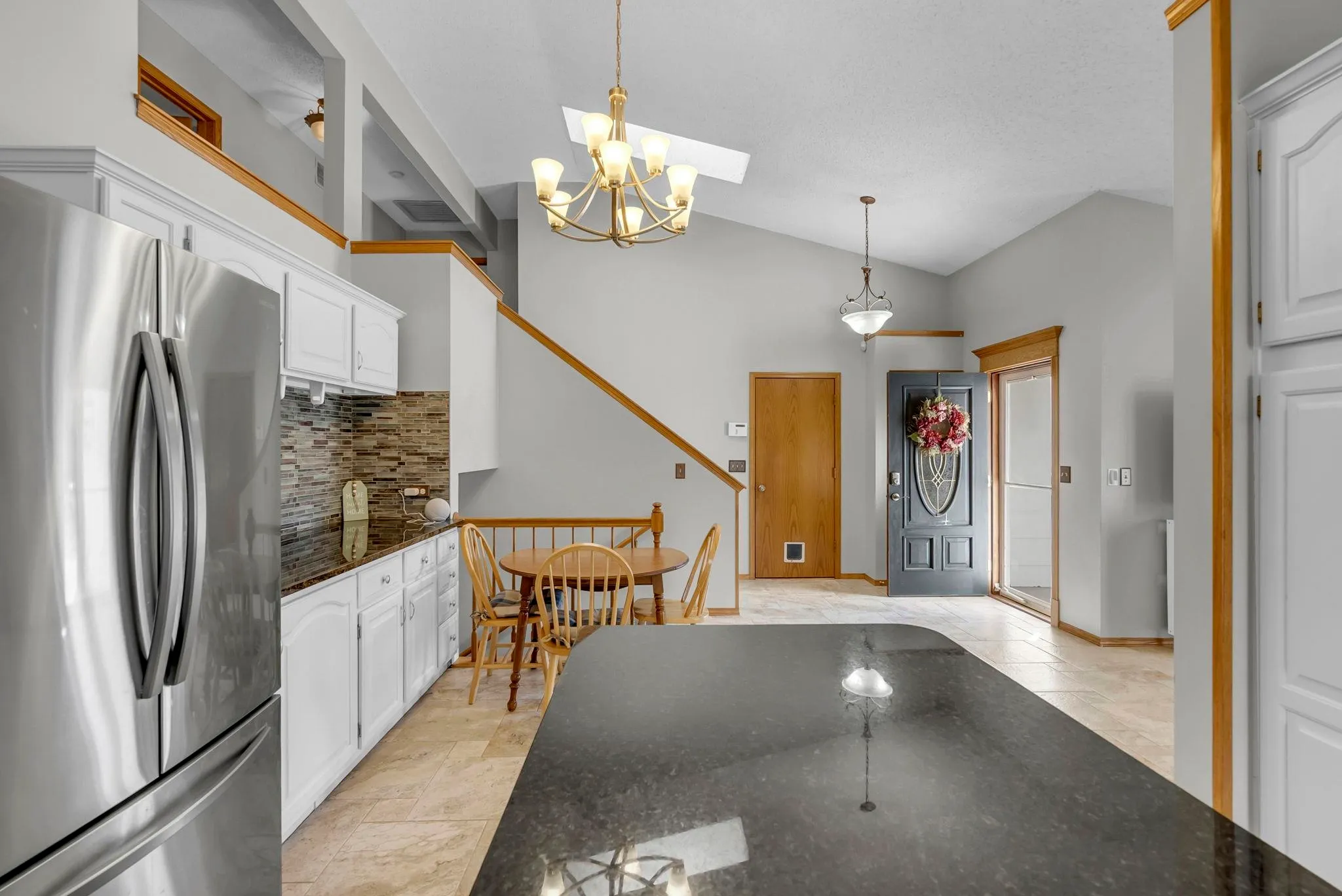 Wichita, Kansas 67209, United States, 3 Bedrooms Bedrooms, ,3 BathroomsBathrooms,Residential,Pending,78556