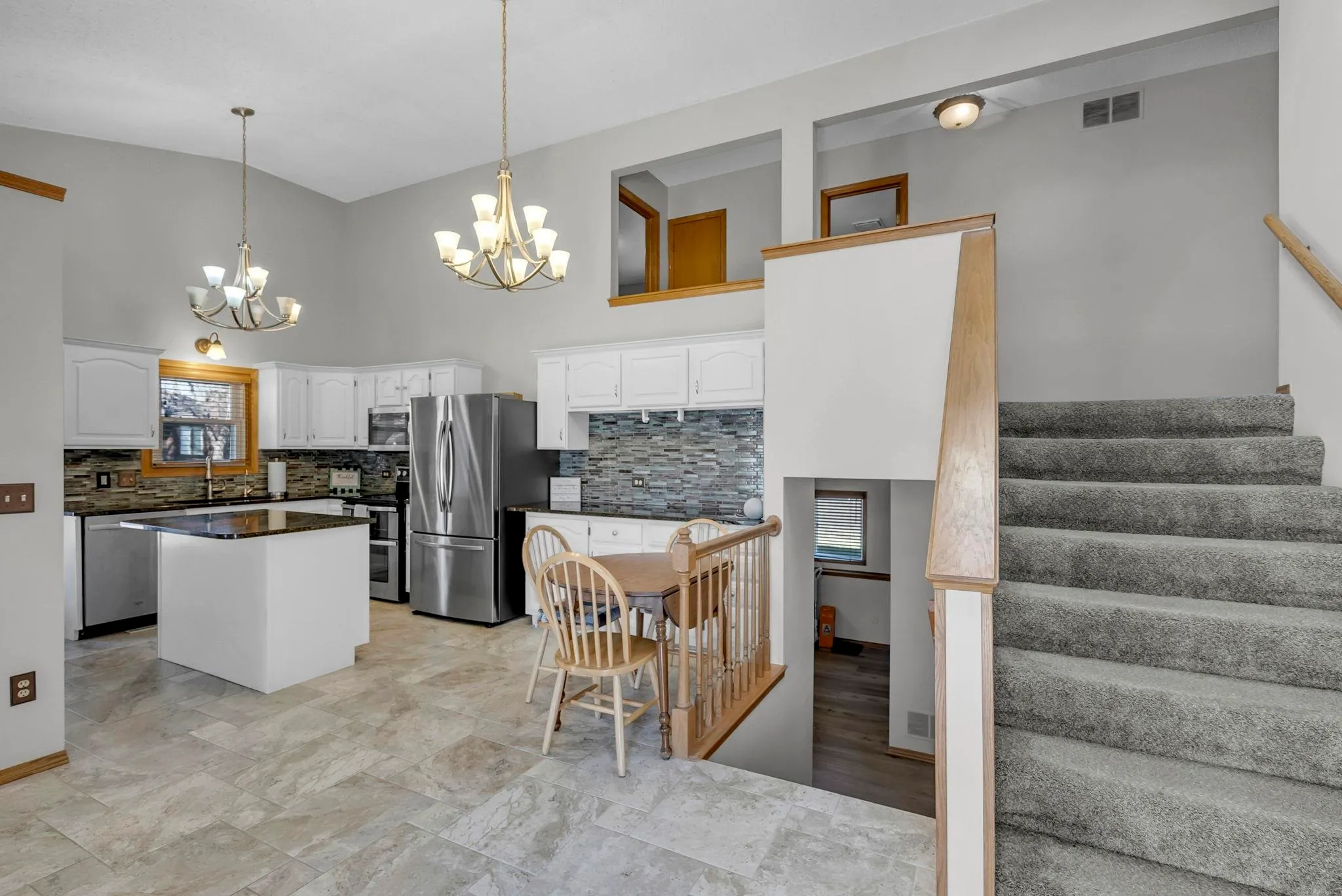 Wichita, Kansas 67209, United States, 3 Bedrooms Bedrooms, ,3 BathroomsBathrooms,Residential,Pending,78556