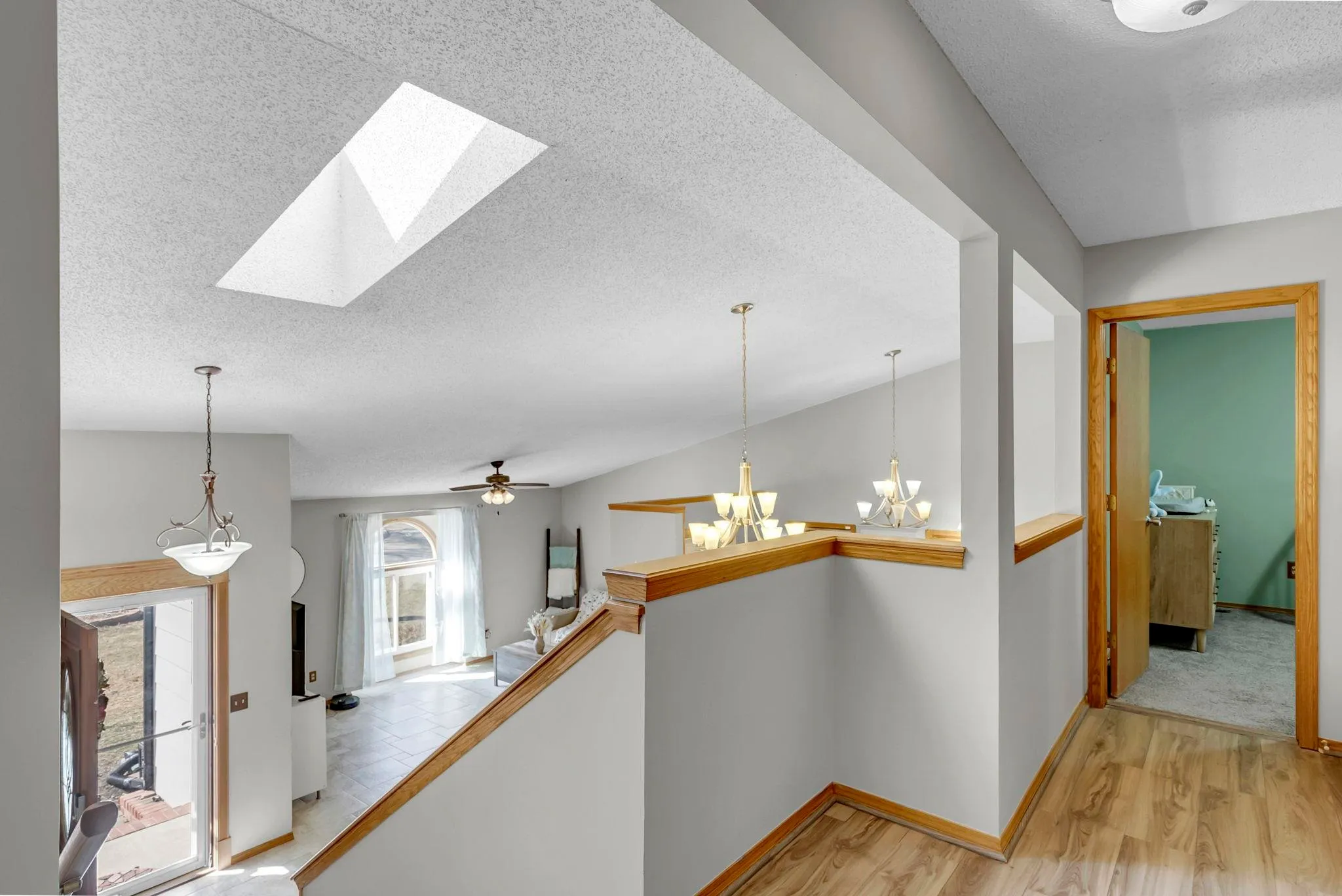 Wichita, Kansas 67209, United States, 3 Bedrooms Bedrooms, ,3 BathroomsBathrooms,Residential,Pending,78556