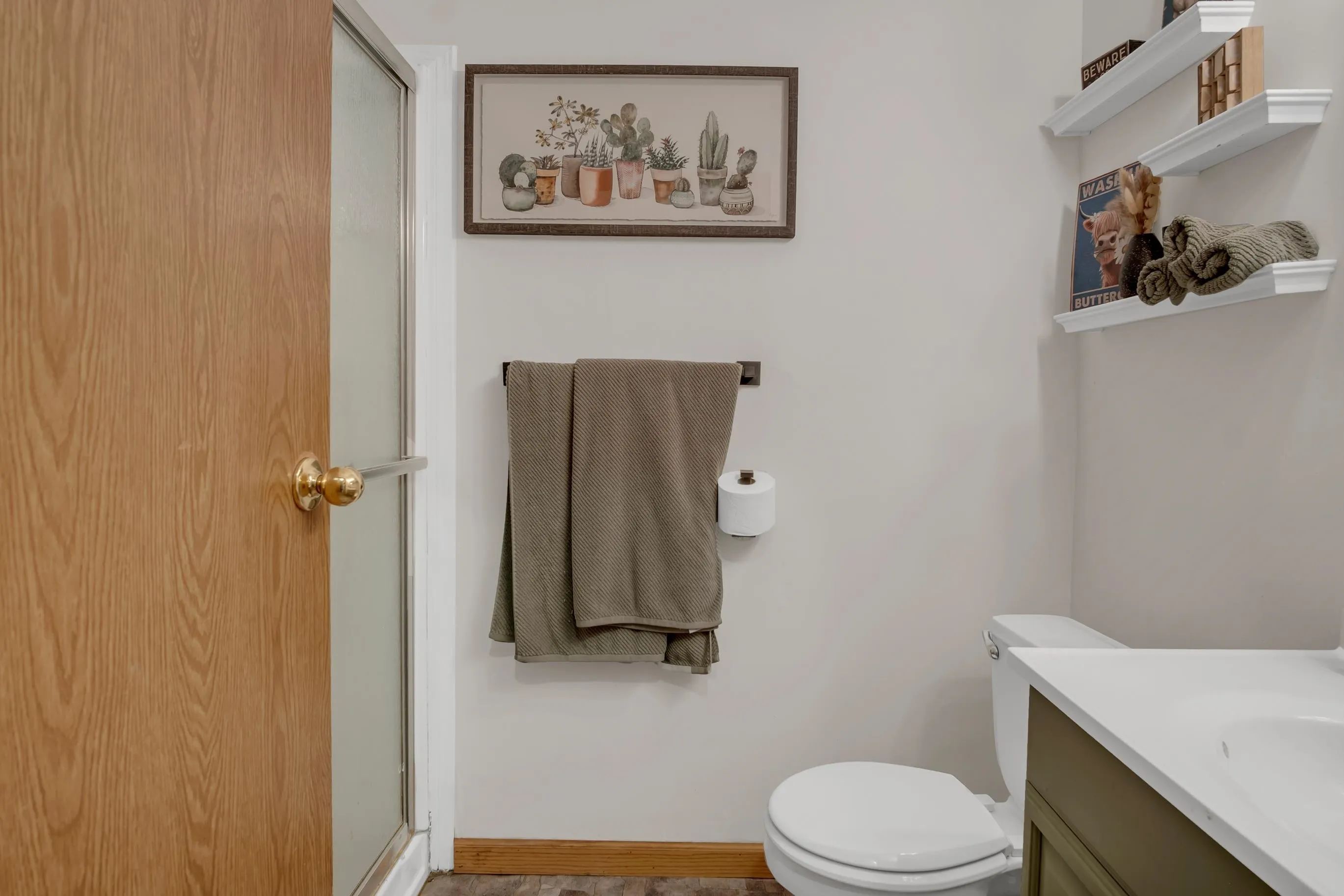 Burrton, Kansas 67020, United States, 3 Bedrooms Bedrooms, ,2 BathroomsBathrooms,Residential,Active,115206