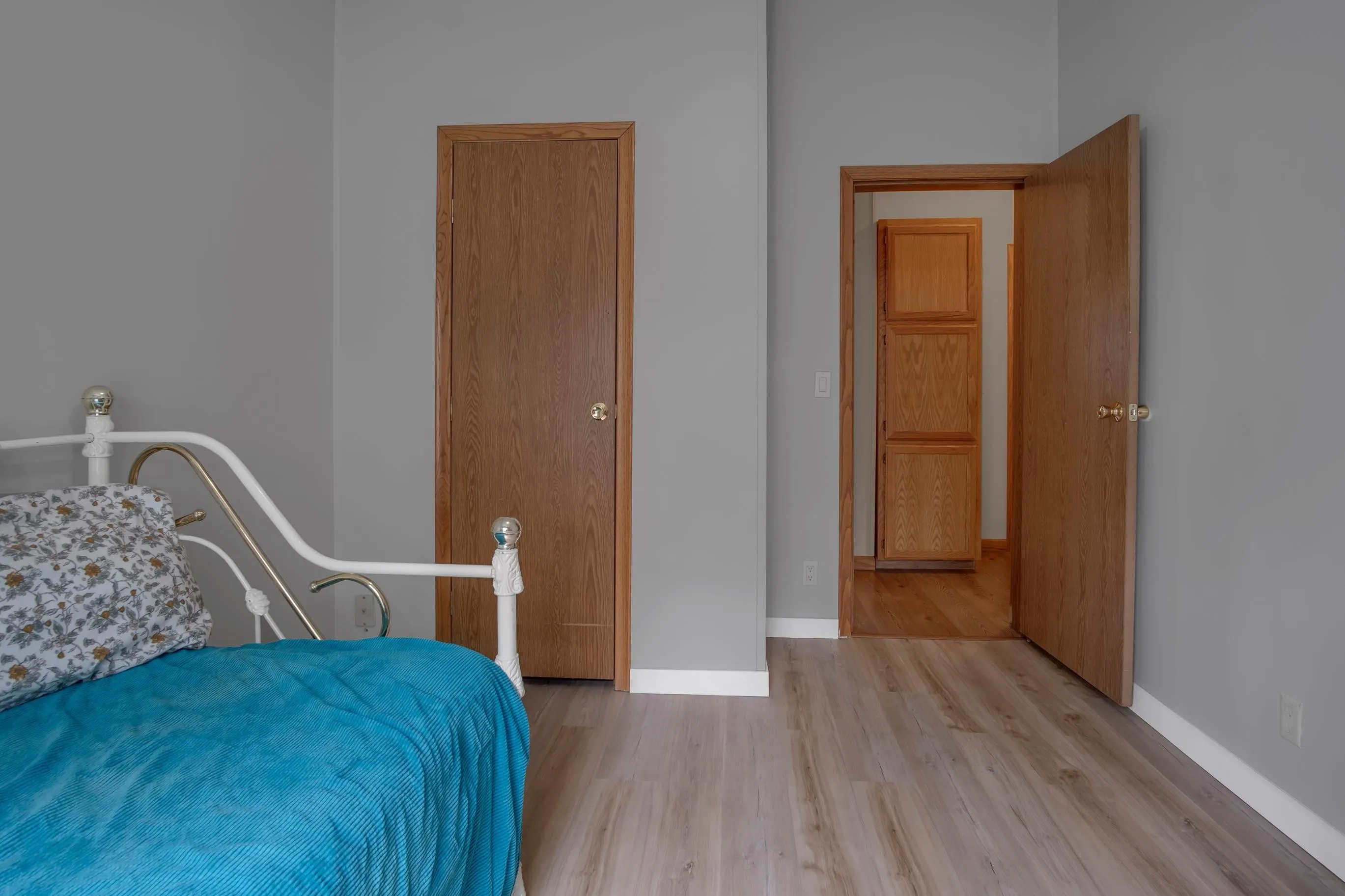 Burrton, Kansas 67020, United States, 3 Bedrooms Bedrooms, ,2 BathroomsBathrooms,Residential,Active,115206